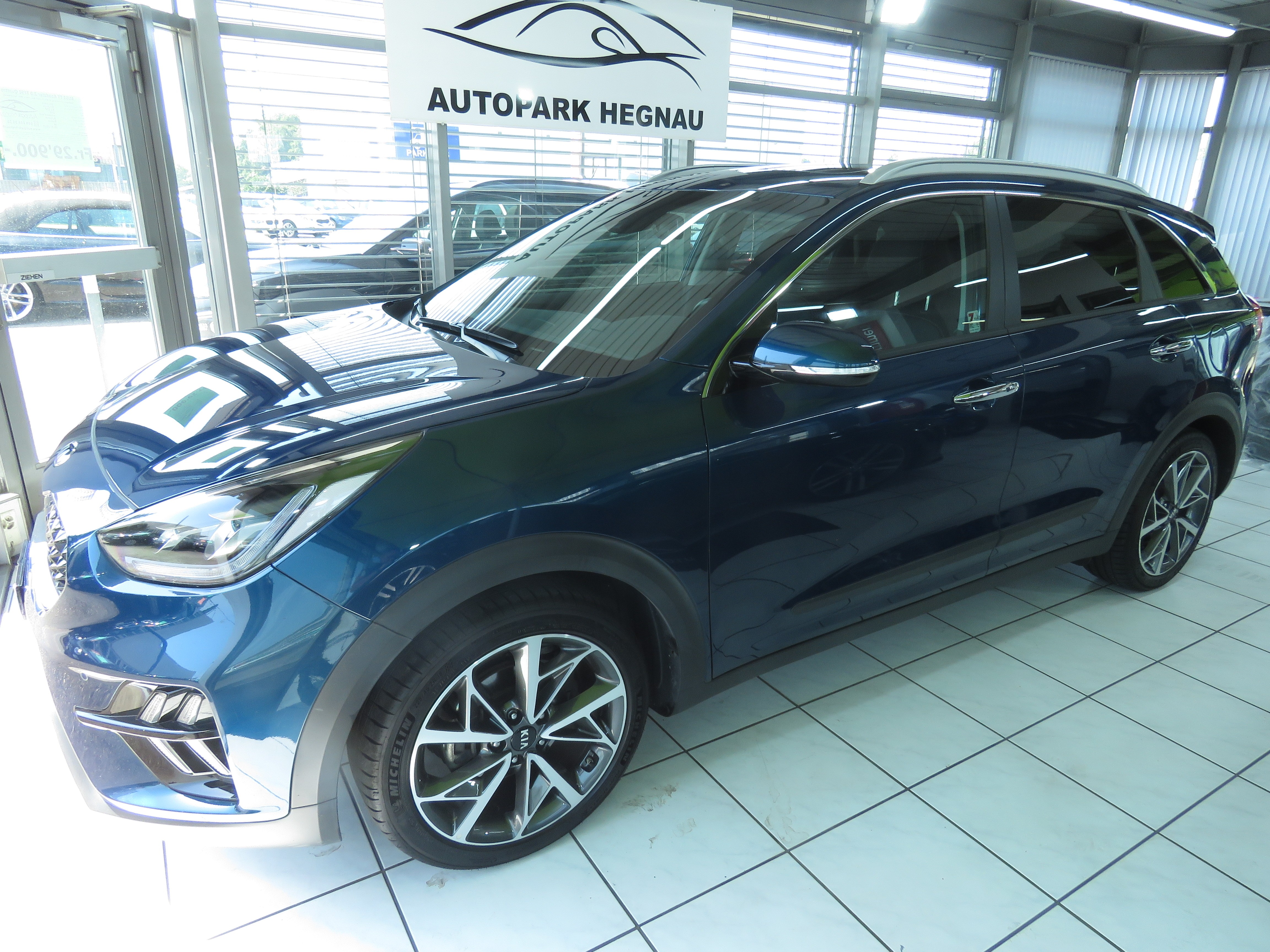 KIA Niro 1.6GDi Hybrid Style DCT (Automat)