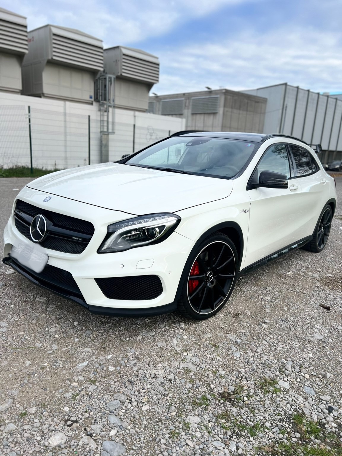 MERCEDES-BENZ GLA 45 AMG 4Matic 7G-DCT