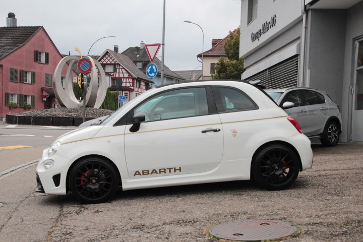 FIAT 595 C Abarth 1.4 T-Jet 165 Scorpione Oro