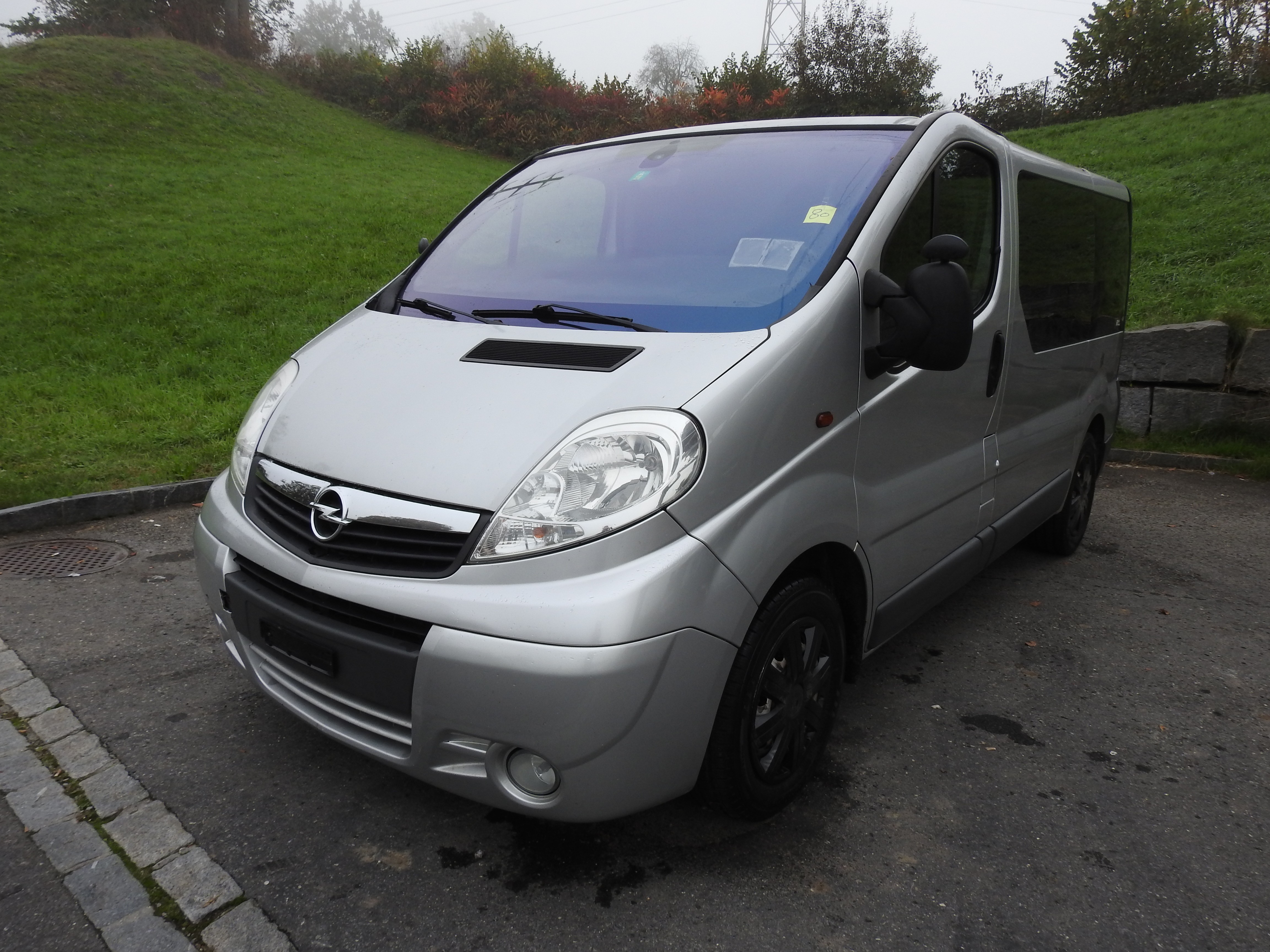 OPEL Vivaro Life 2.5CDTI 2.7t L1H1