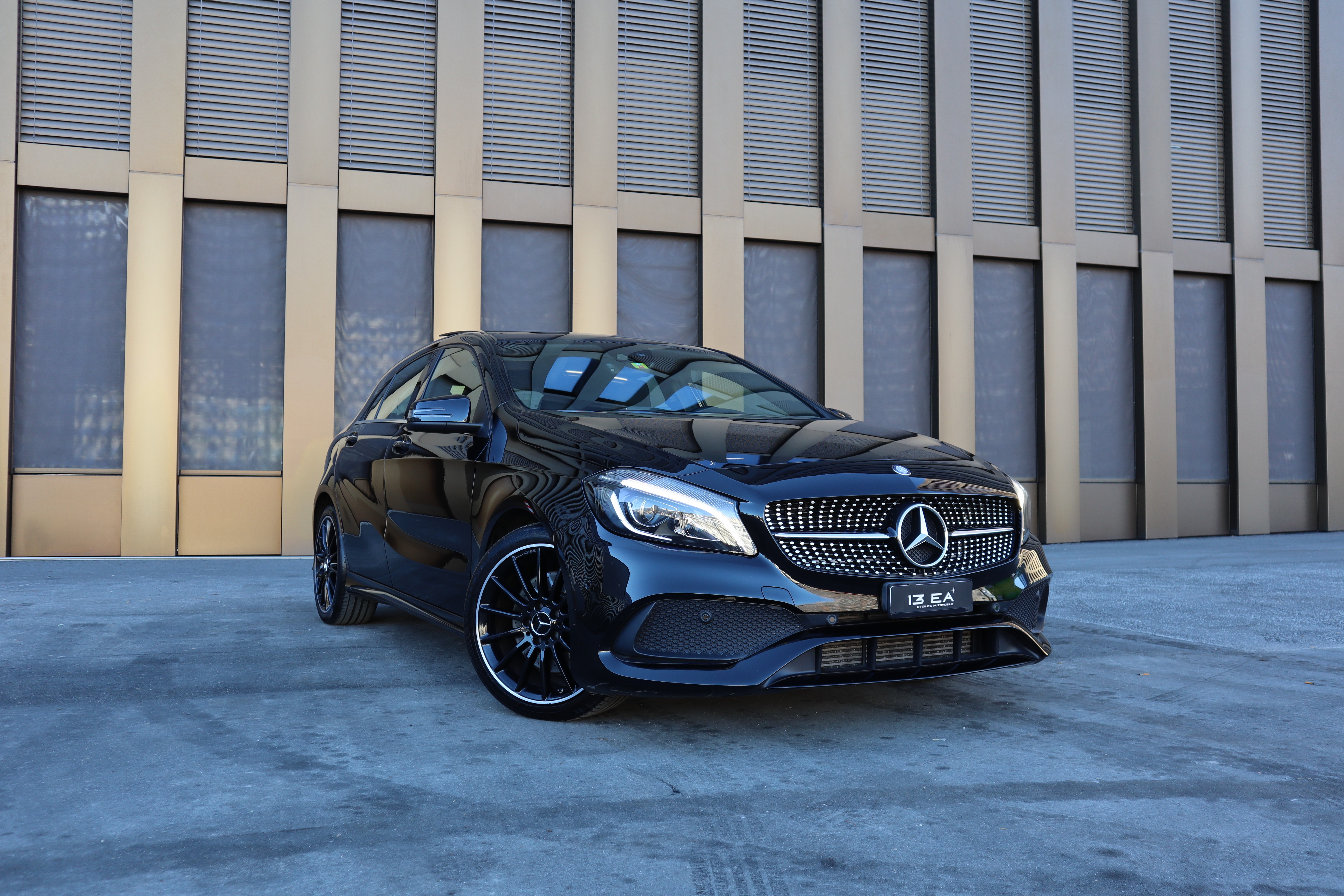 MERCEDES-BENZ A 220 AMG Line 4Matic 7G-DCT