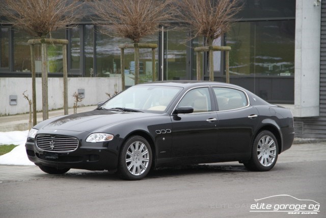 MASERATI Quattroporte 4.2