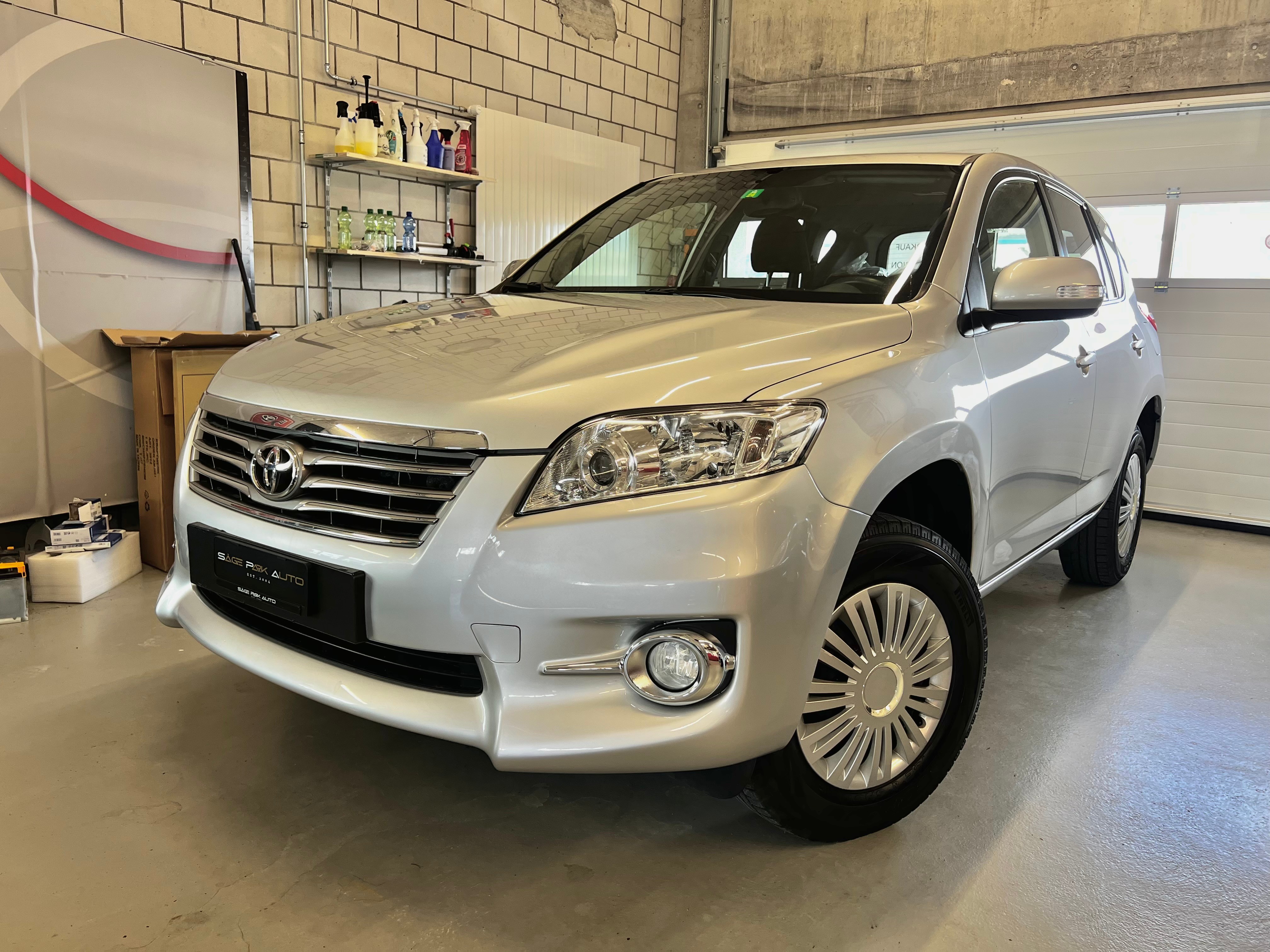 TOYOTA RAV-4 2.0 16V Linea Luna