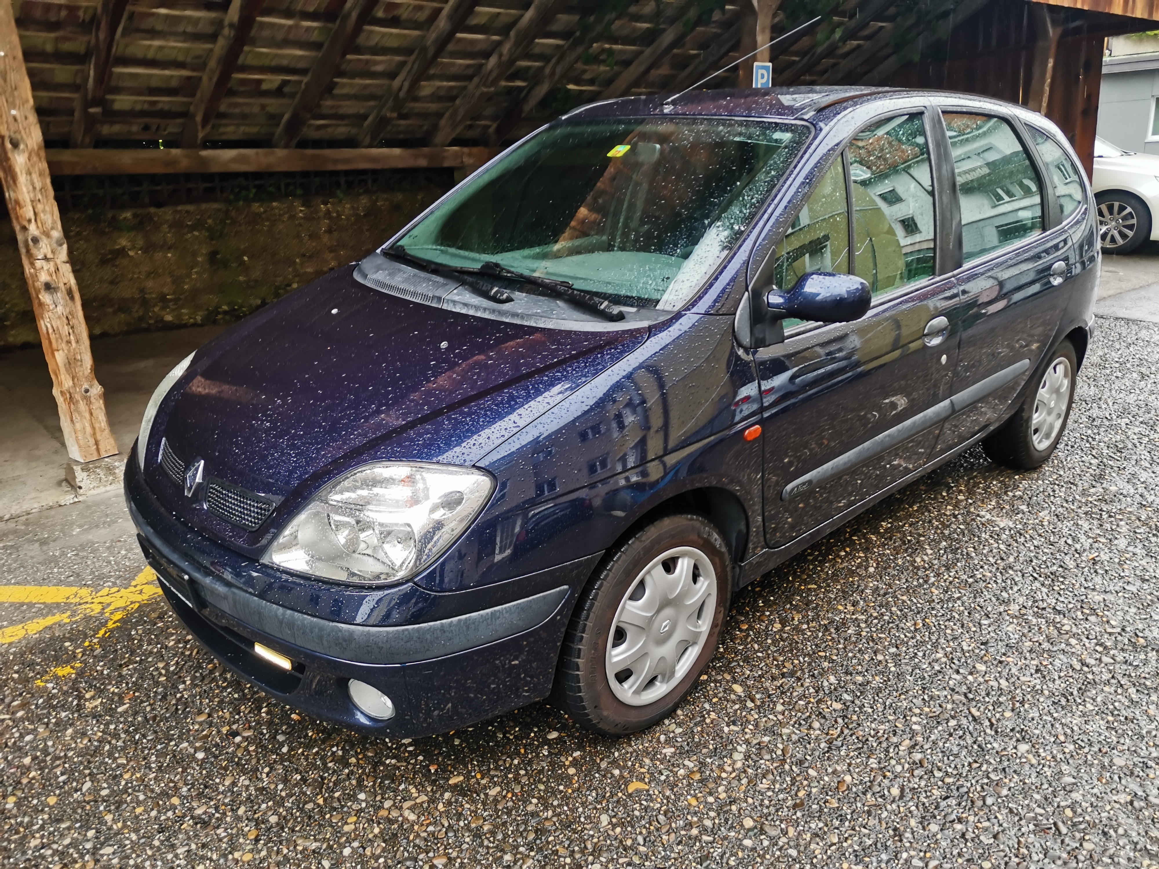 RENAULT Scénic 1.6 16V Family