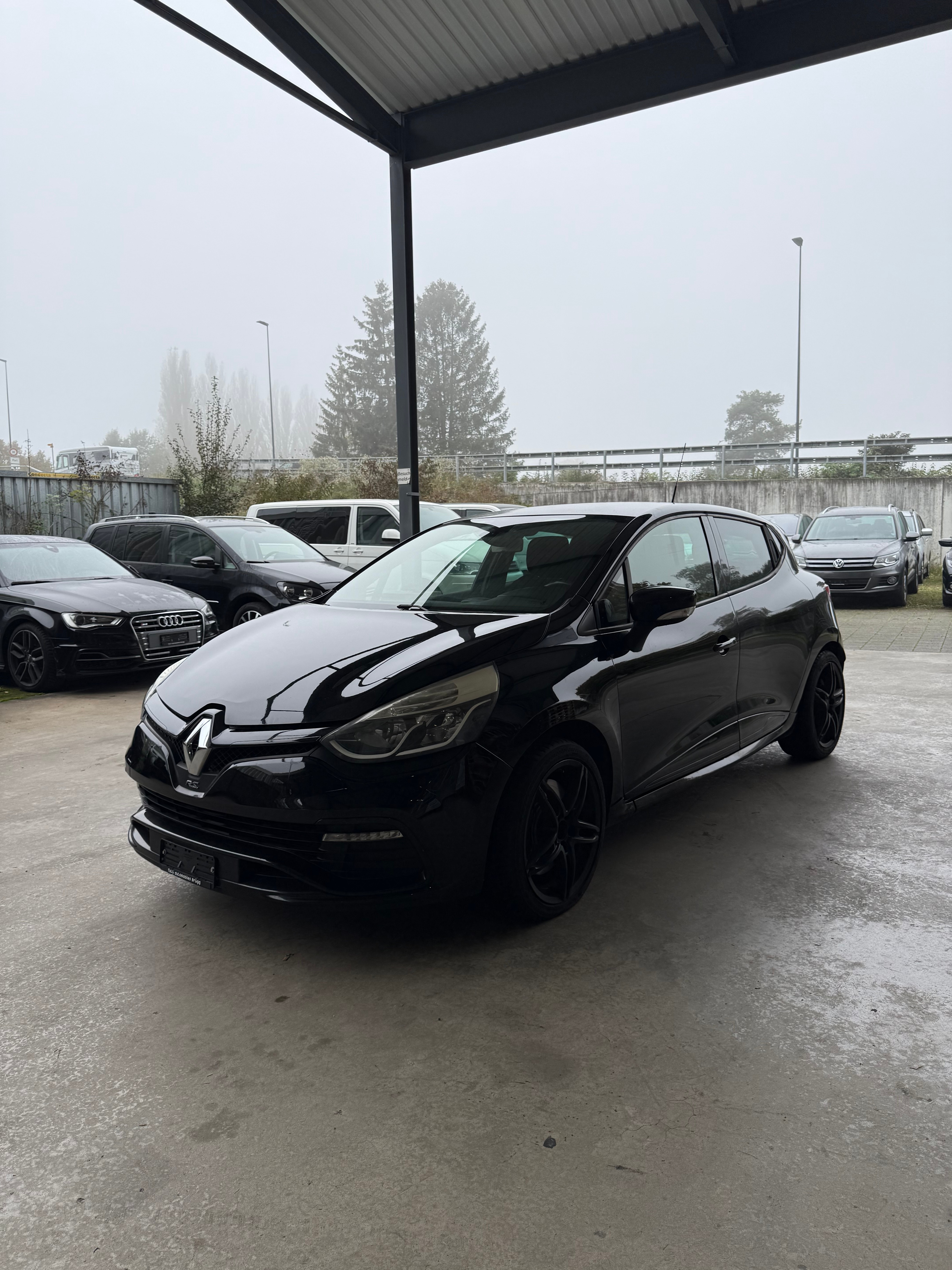 RENAULT Clio 1.6 T RS 200 EDC