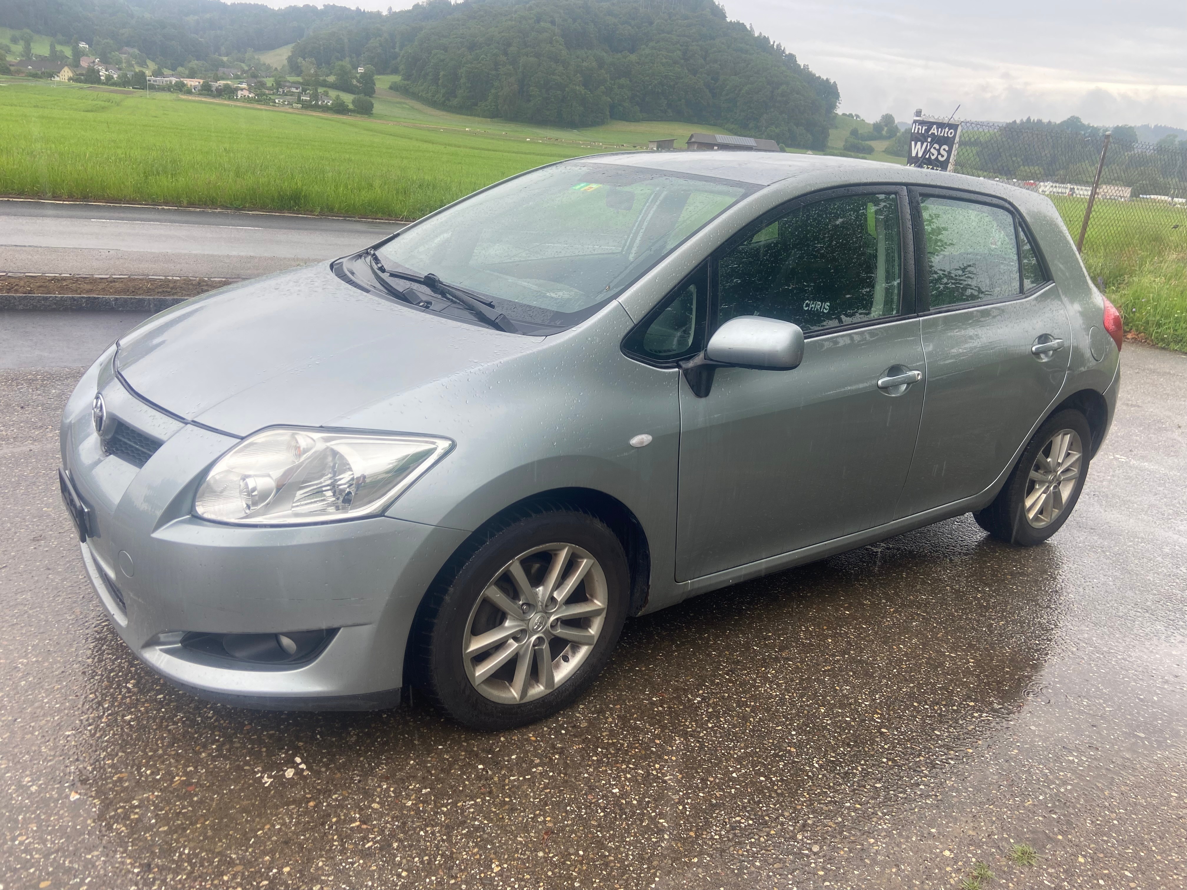 TOYOTA Auris 1.6 Linea Luna