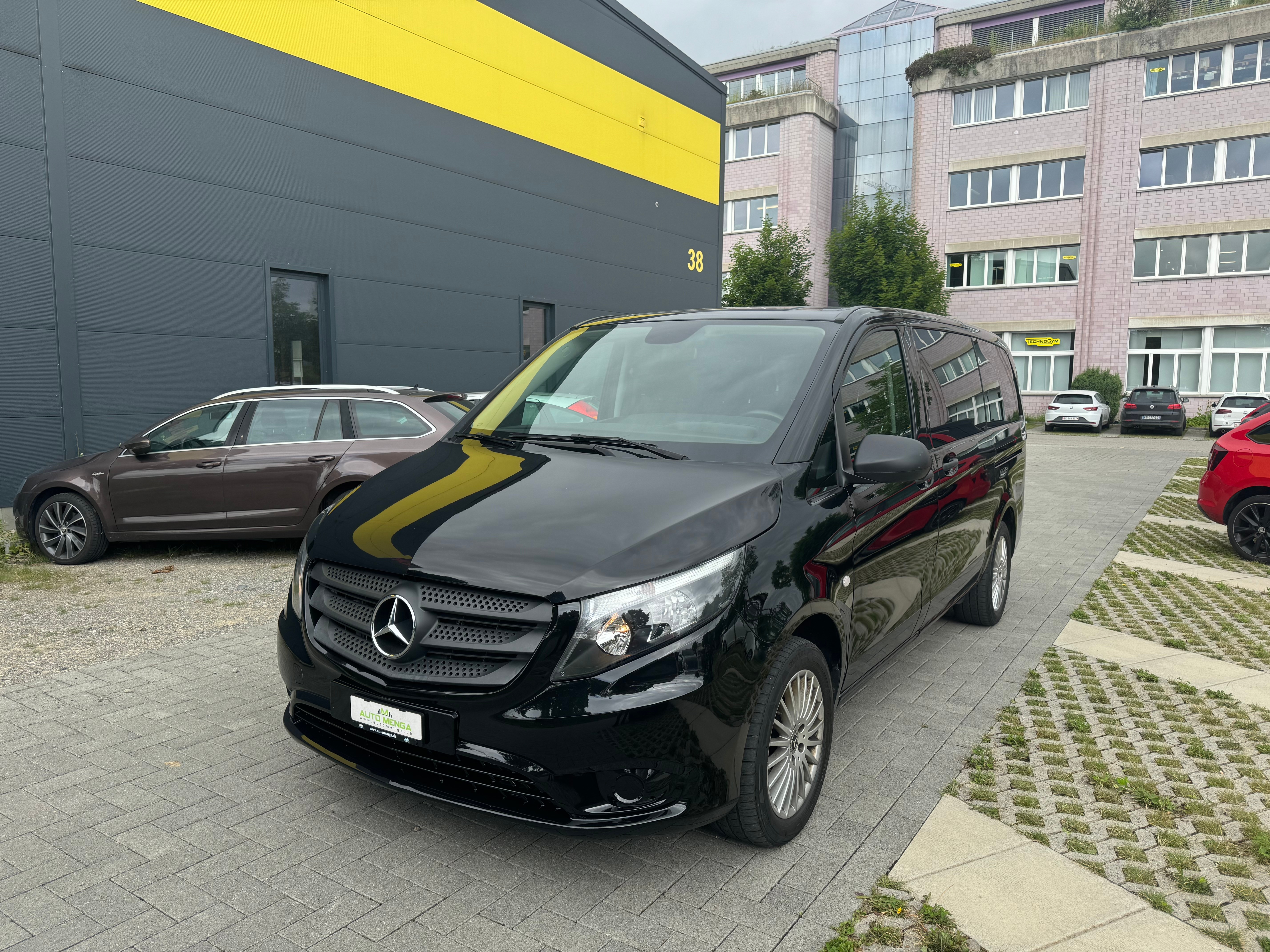 MERCEDES-BENZ Vito 116 CDI Lang Select Tourer 4Matic 9G-Tronic