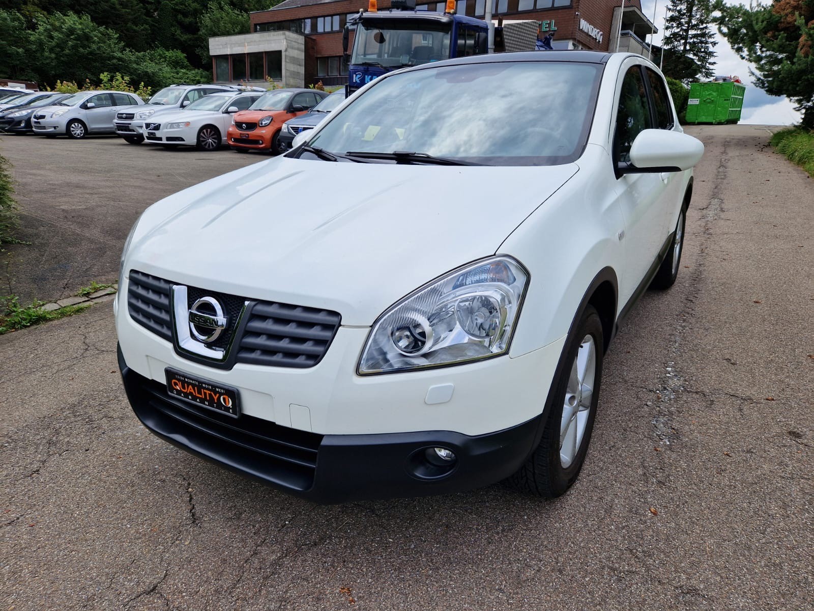 NISSAN Qashqai 2.0 4WD tekna