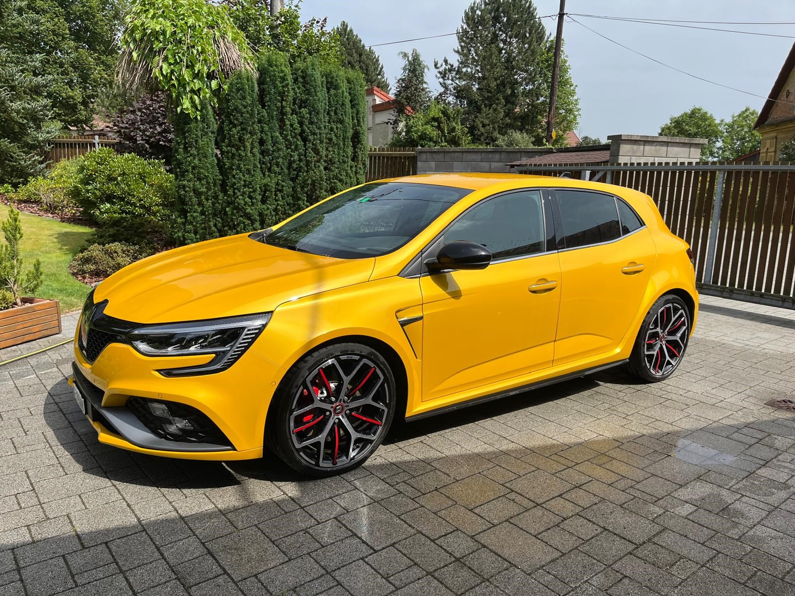 RENAULT Mégane Trophy 300 EDC