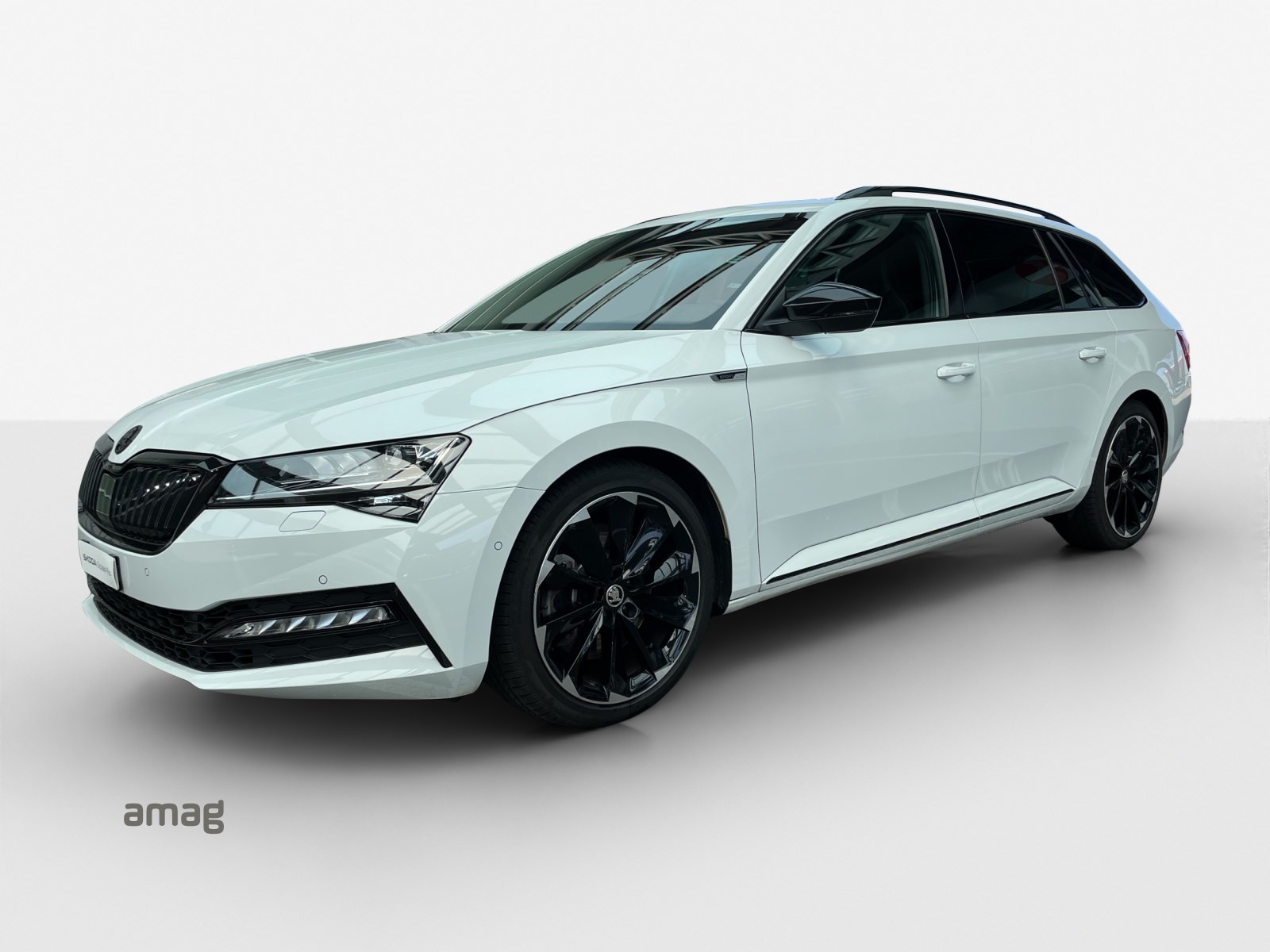 SKODA Superb Combi 2.0 TSI SportLine Plus 4x4 DSG