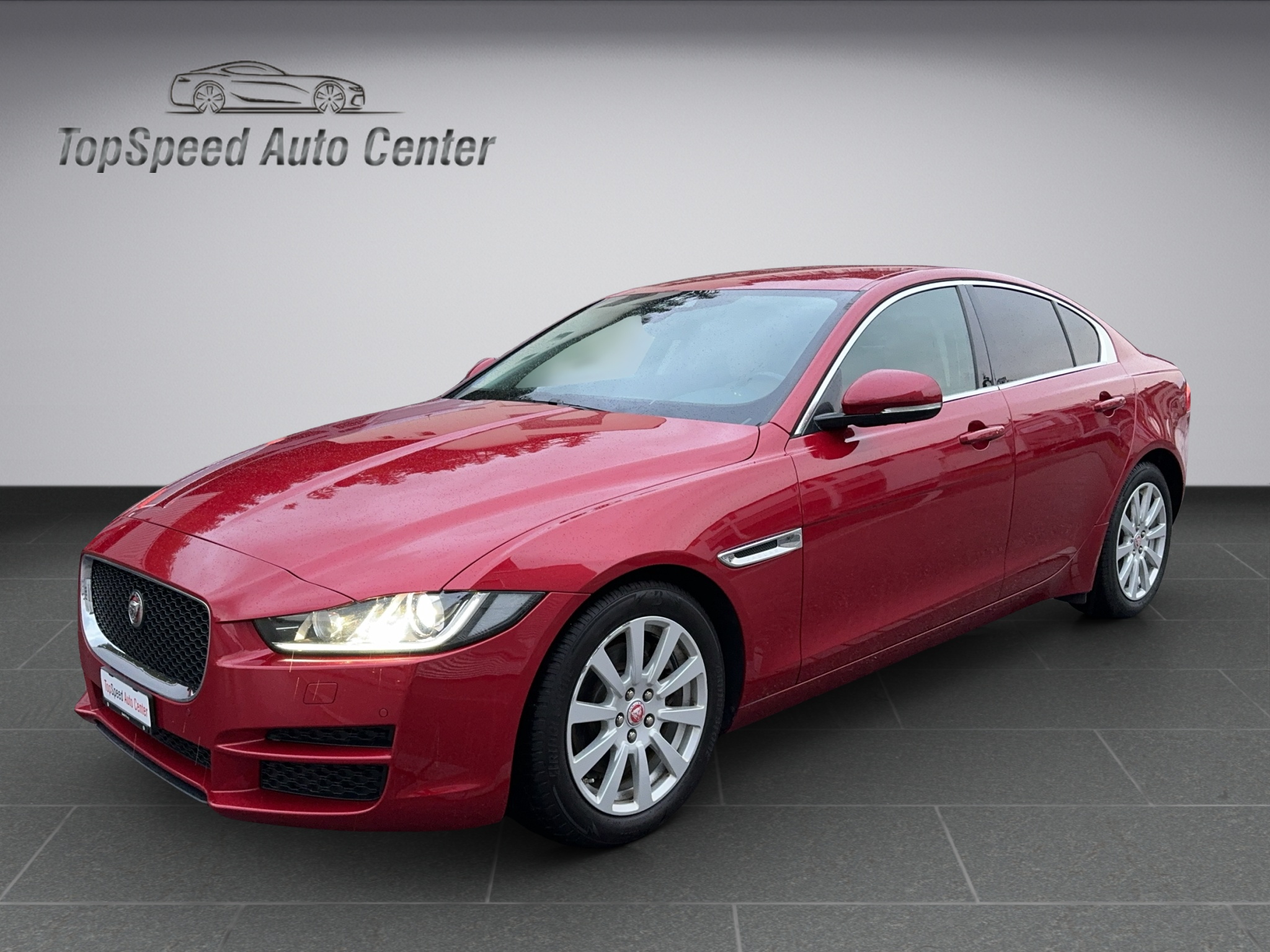 JAGUAR XE 20d R-Sport Automat