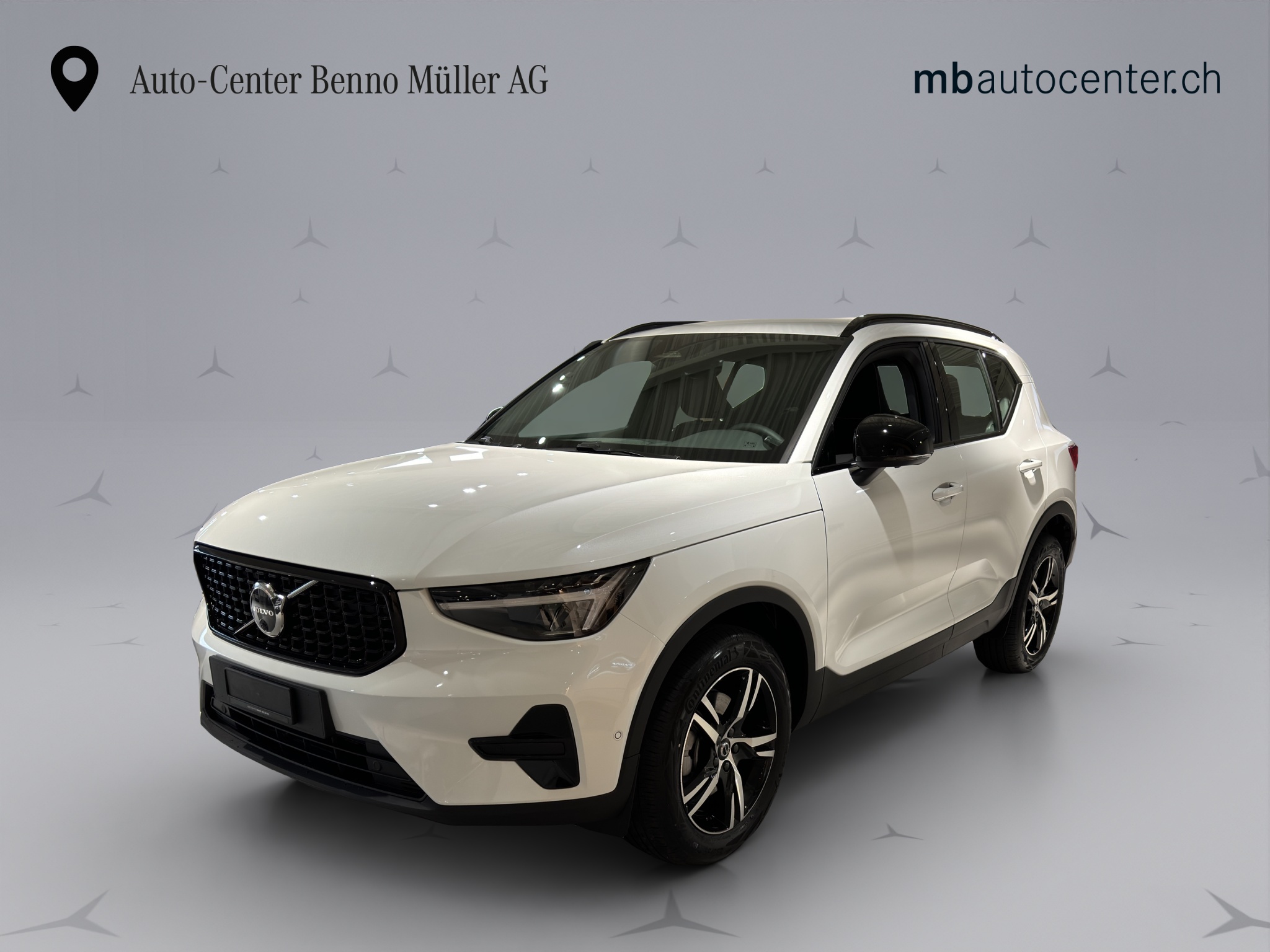 VOLVO XC40 B3 Benzin Mild Hybrid Plus Dark DCT