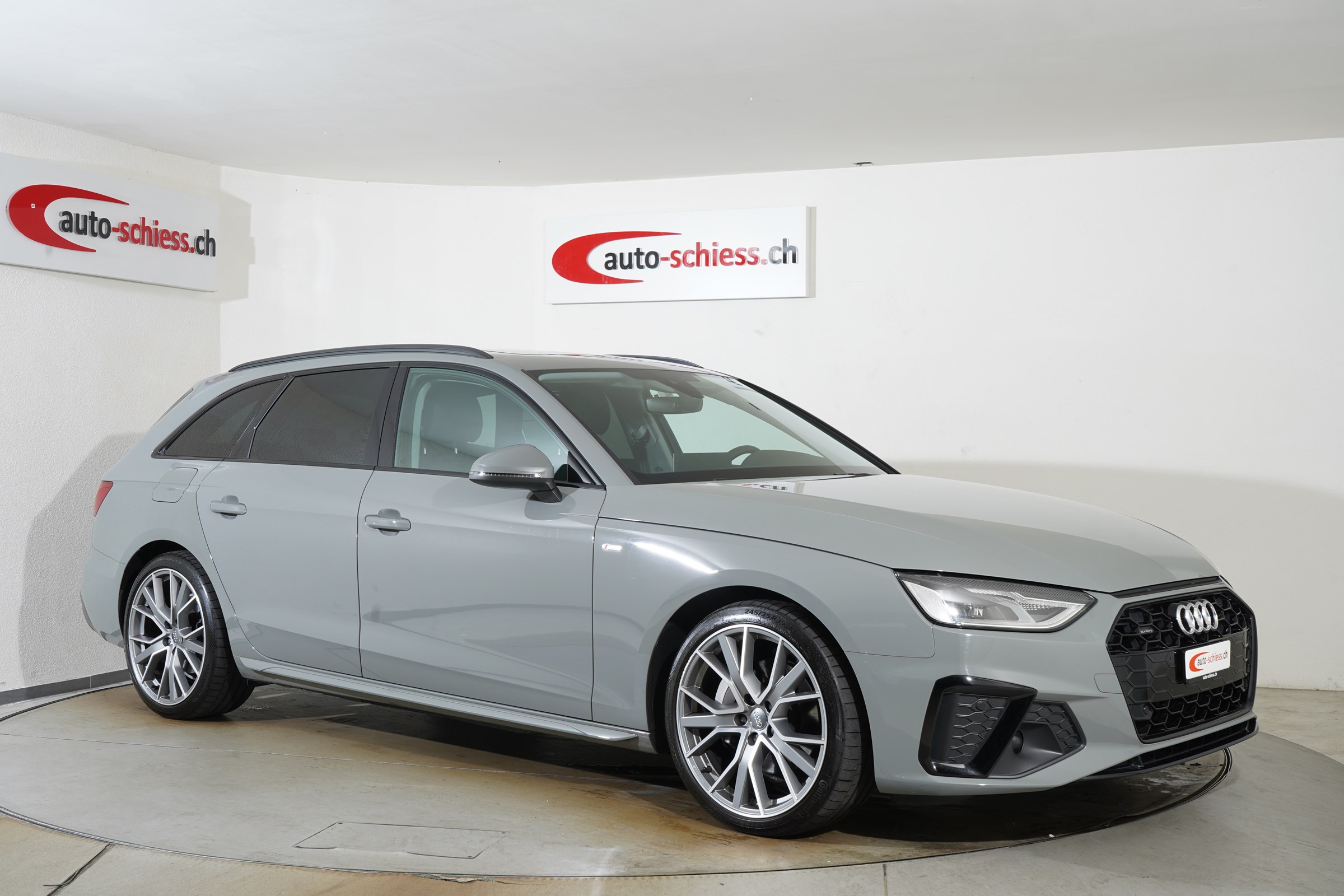 AUDI A4 Avant 40 2.0 TDI S Line Quattro S-tronic