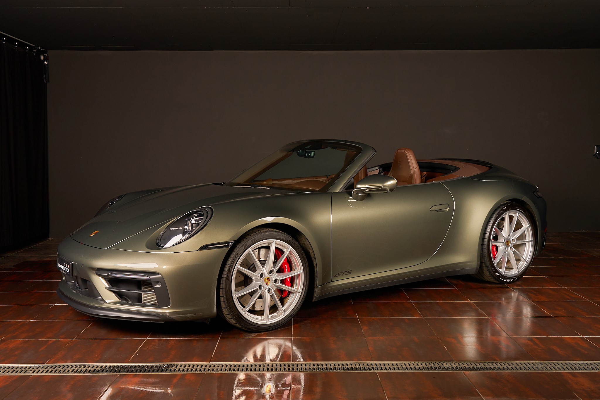 PORSCHE 911 Carrera 4 GTS Cabriolet PDK