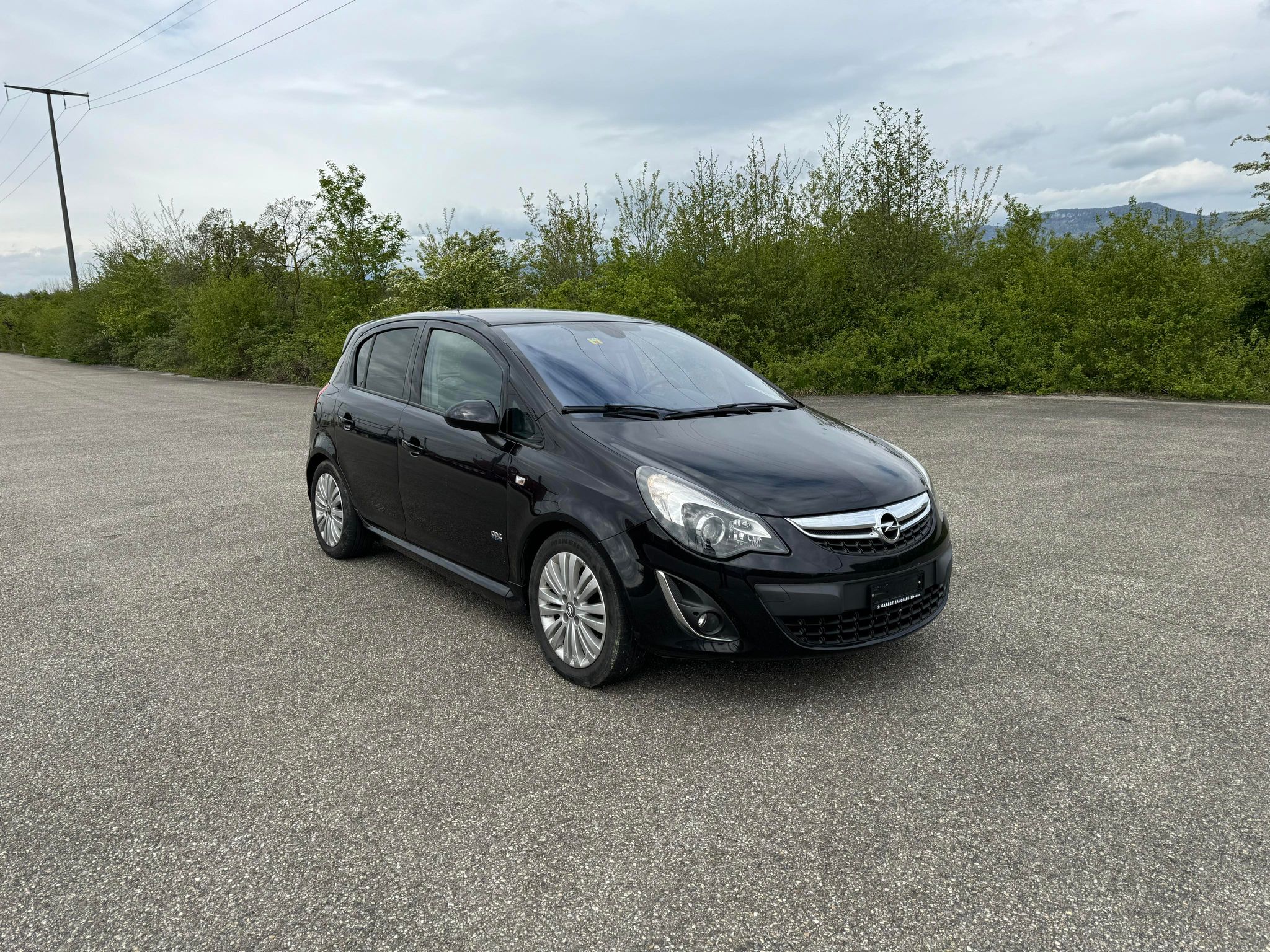 OPEL Corsa 1.2 TP Anniversary