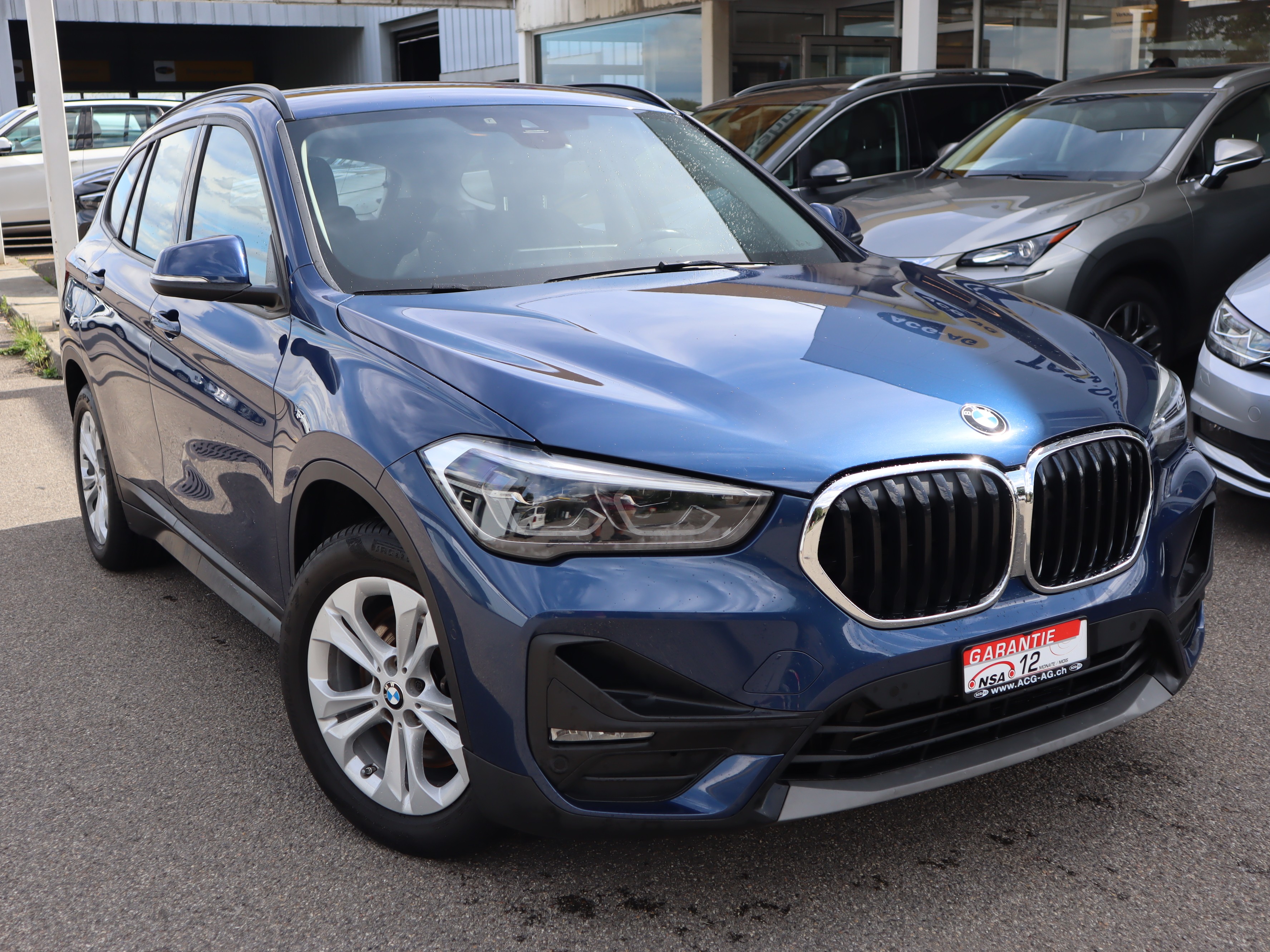 BMW X1 xDrive 25e Steptronic ** Neues Modell ** Navi mit RF-kamera **