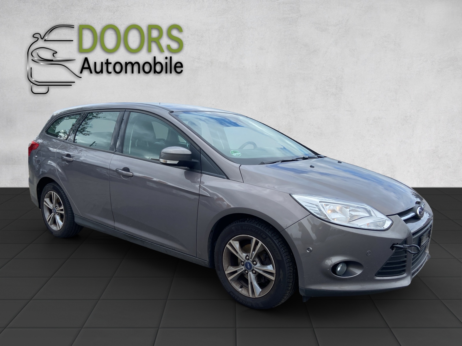 FORD Focus 1.0 SCTi Carving