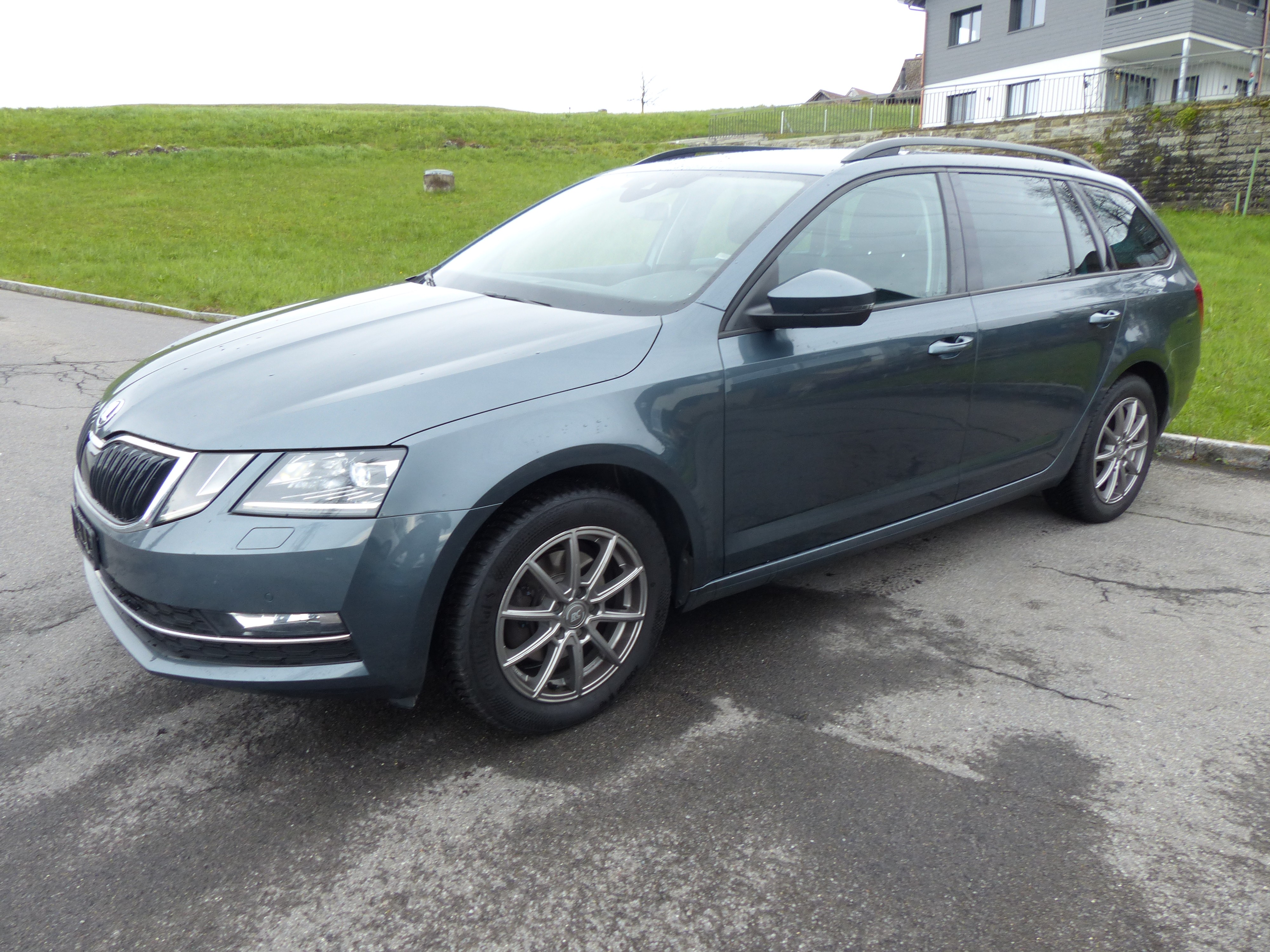 SKODA Octavia Combi 2.0 TDI Style DSG