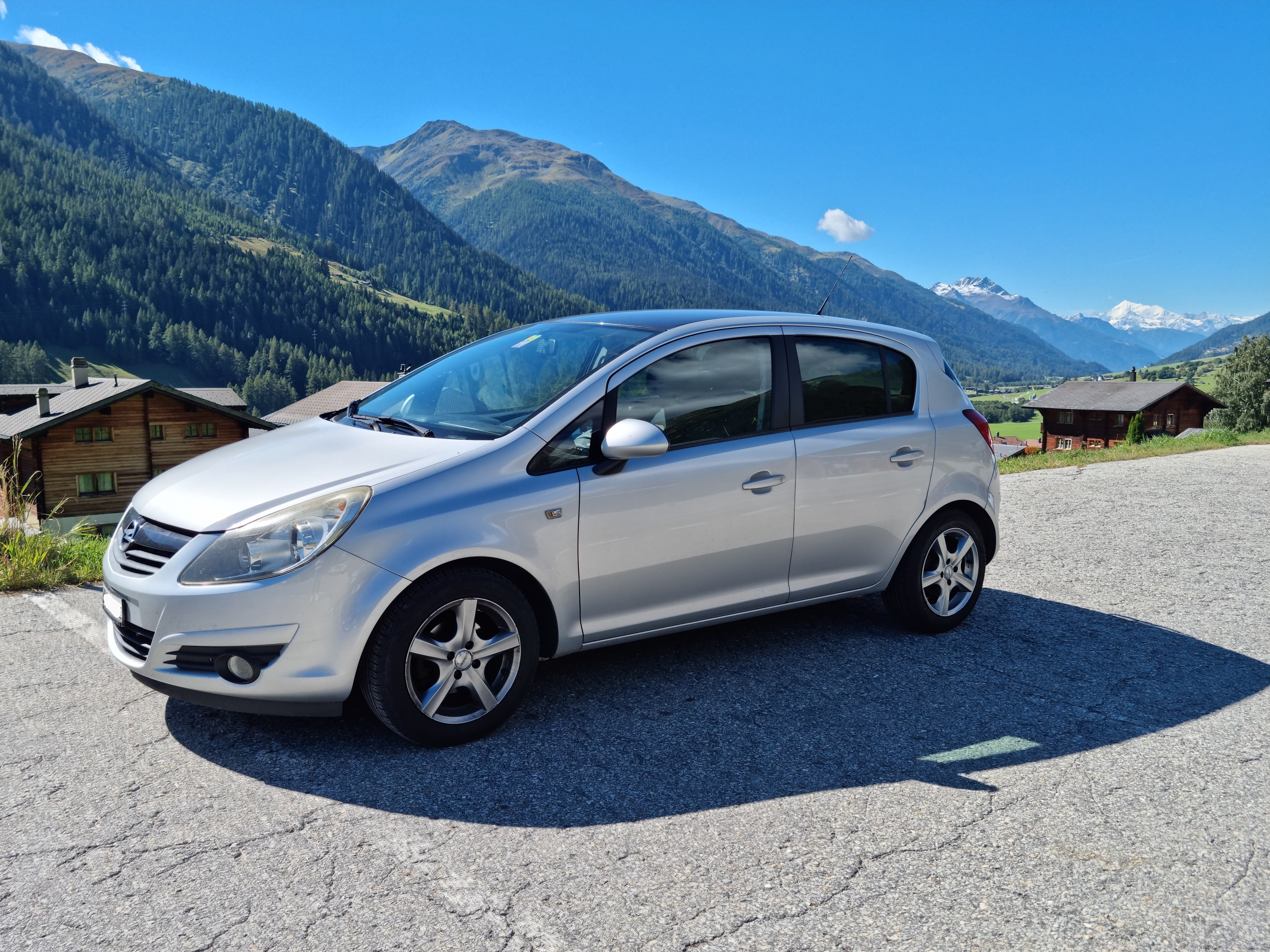 OPEL Corsa 1.2 TP Color Edition