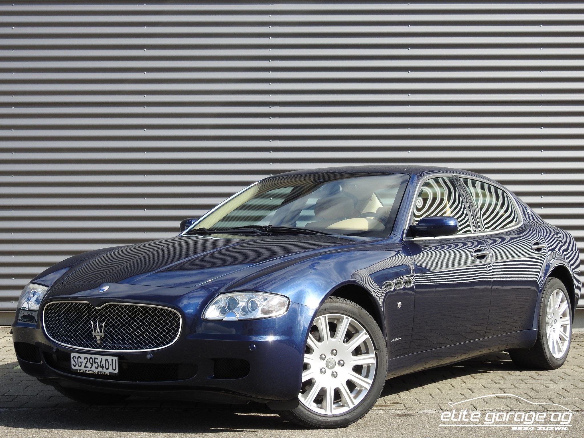 MASERATI Quattroporte 4.2