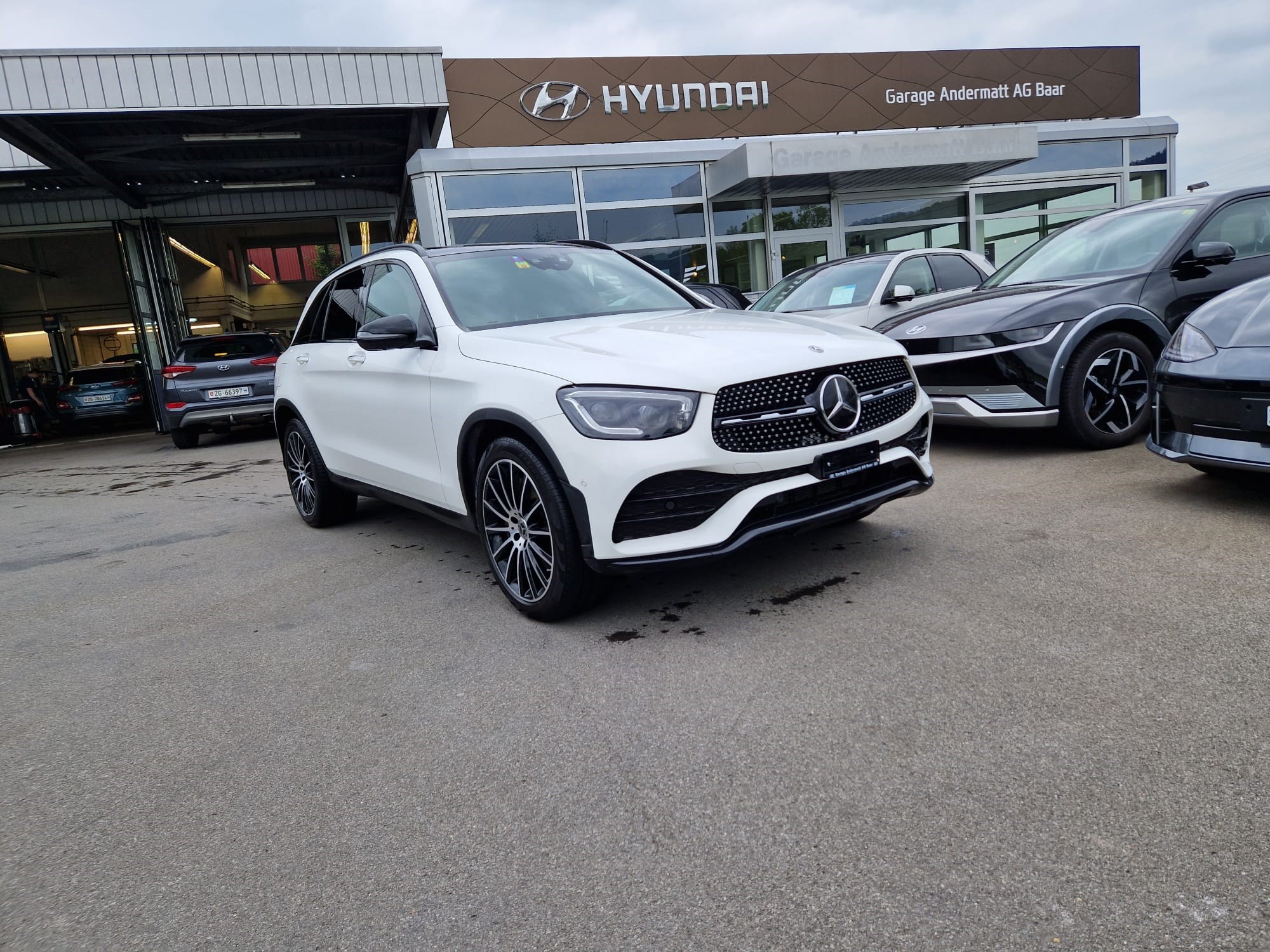 MERCEDES-BENZ GLC 300 Off-Road 4Matic 9G-Tronic