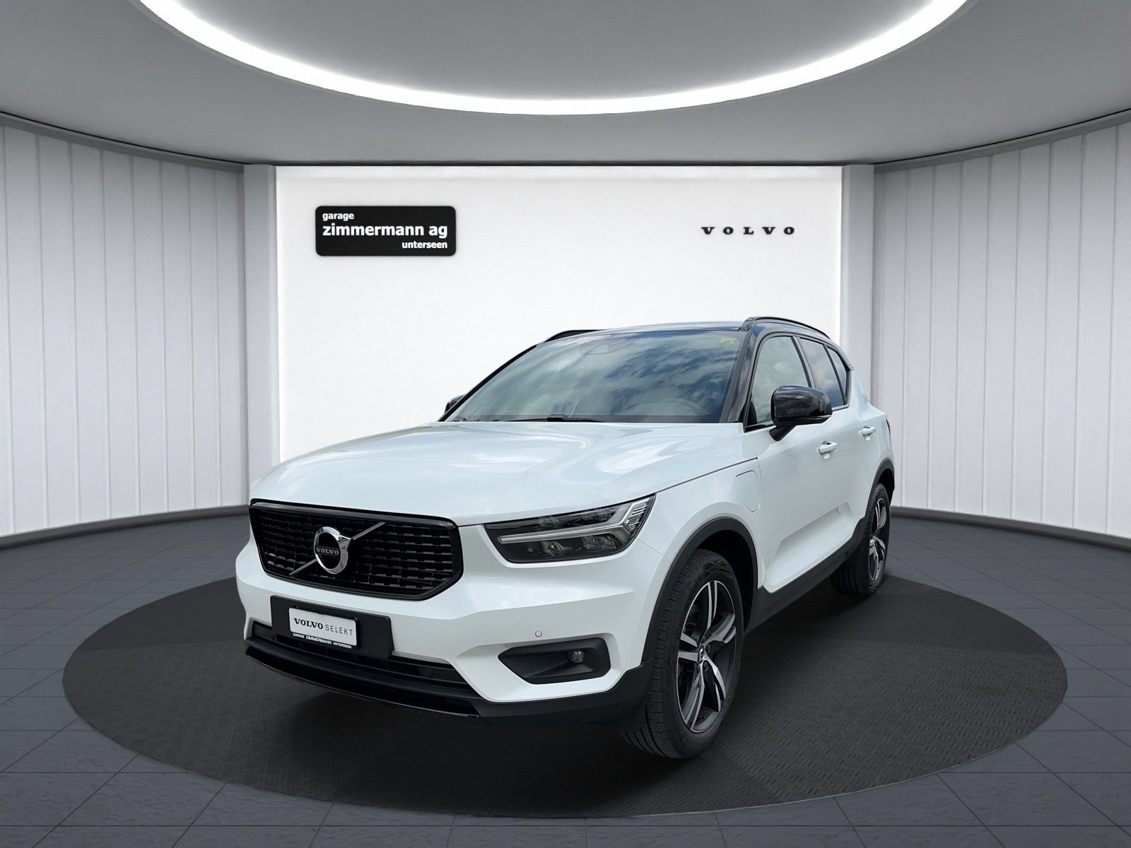 VOLVO XC40 1.5 T5 PiH R-Design