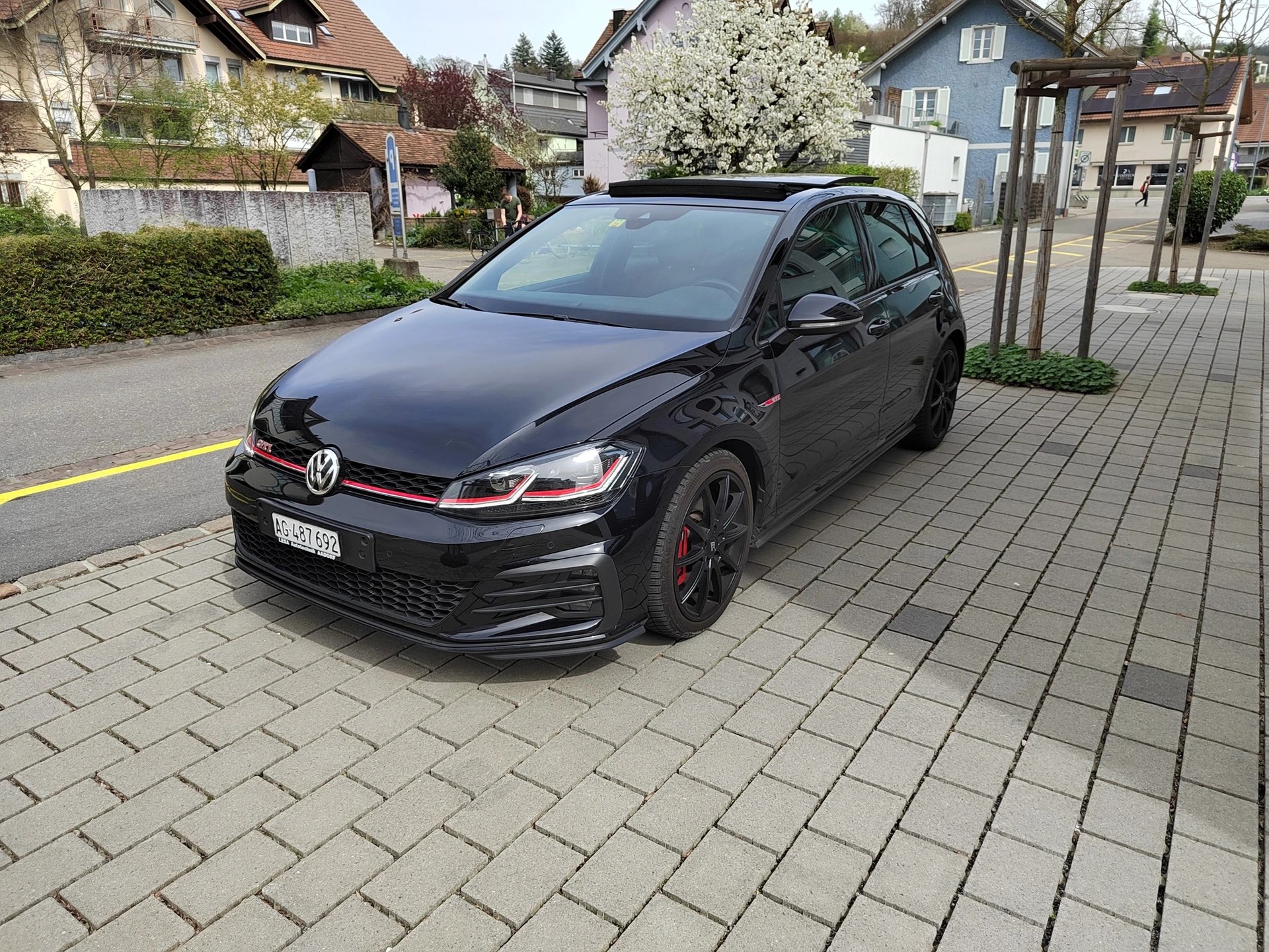 VW Golf 2.0 TSI GTI Performance DSG