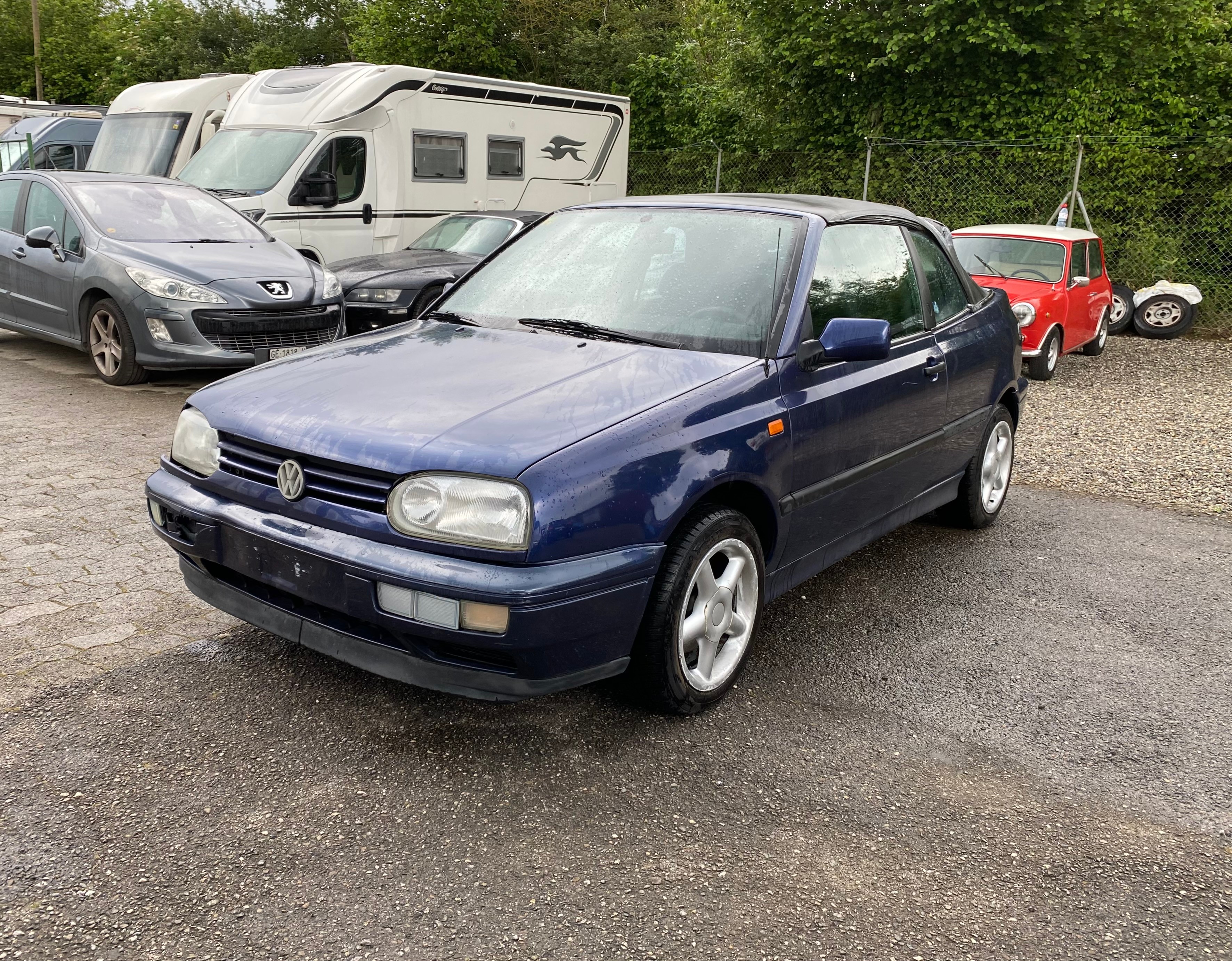 VW Golf Cabriolet 2000 Pink Floyd