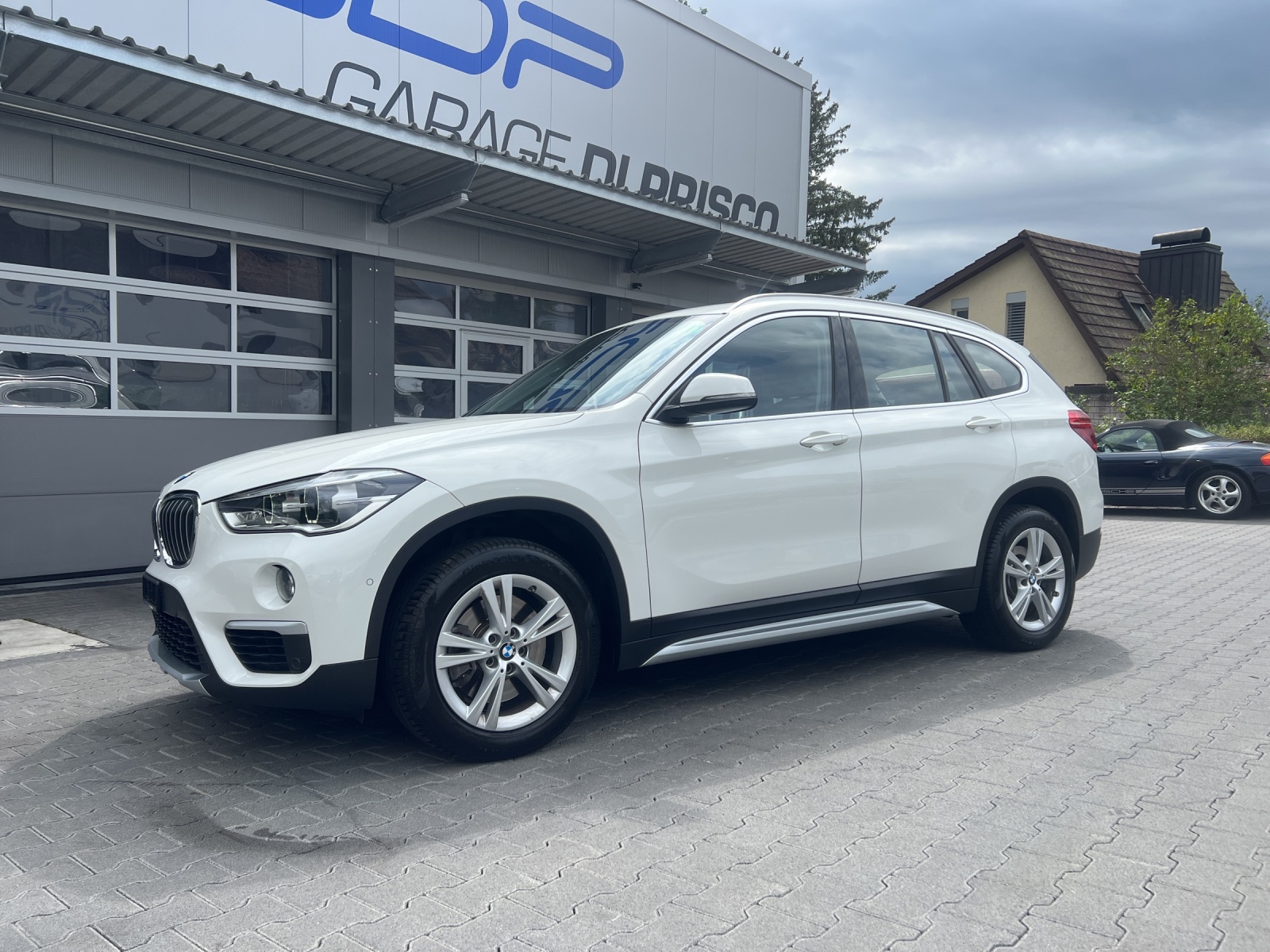 BMW X1 xDrive 20i xLine Steptronic