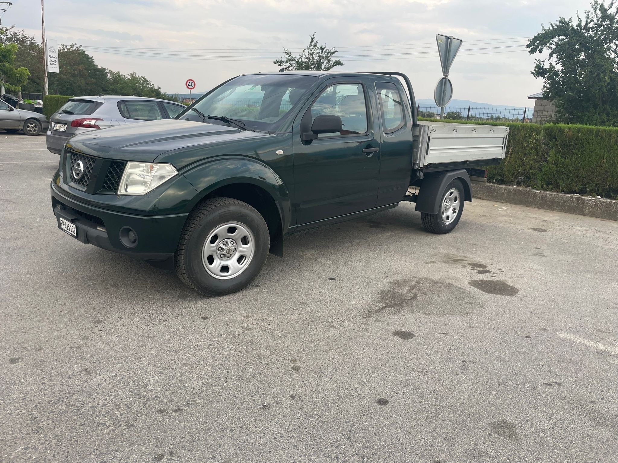 NISSAN Navara King Cab XE 2.5 TDI 4WD