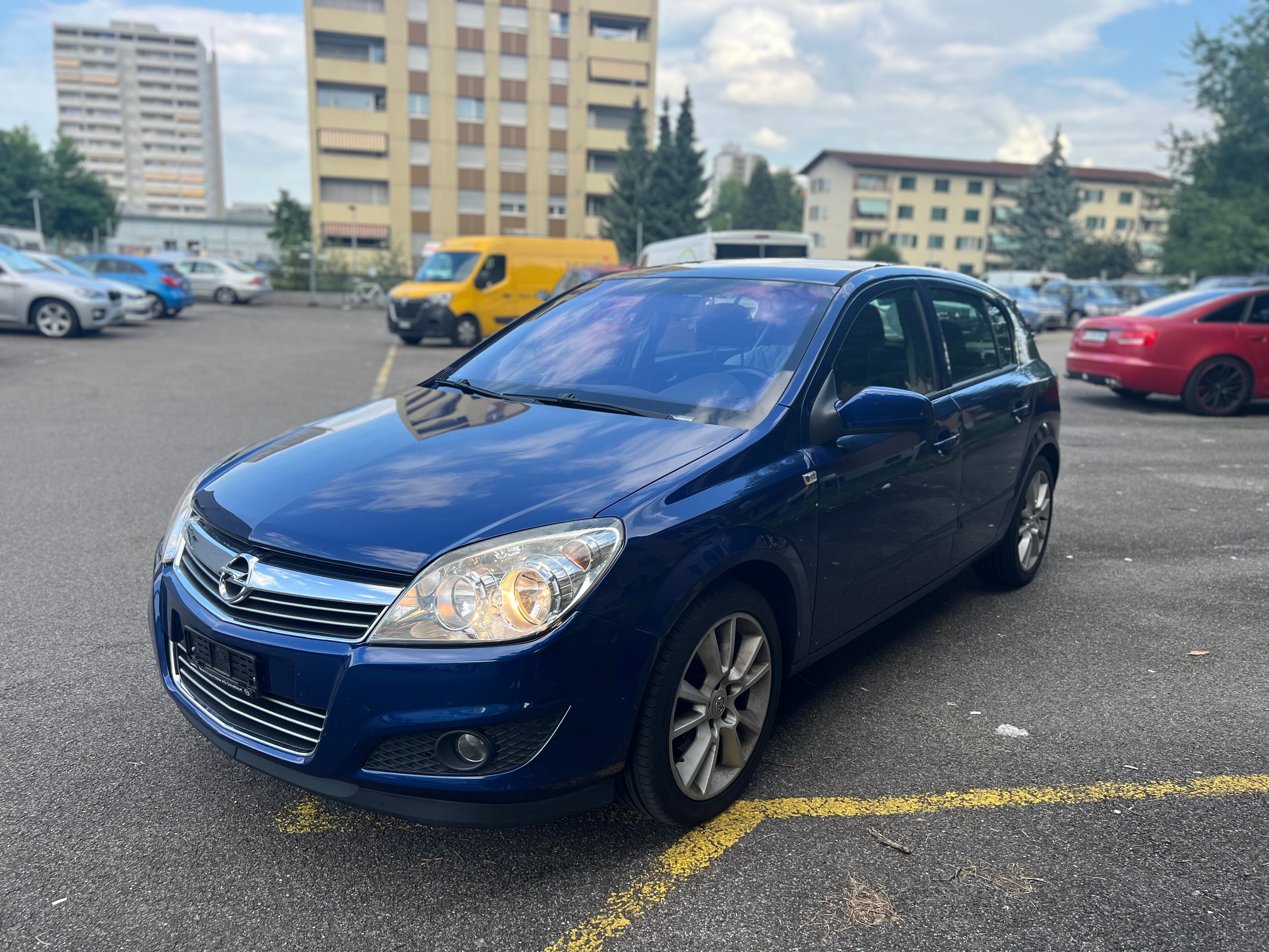 OPEL Astra 1.8i 16V Diamond Automatic