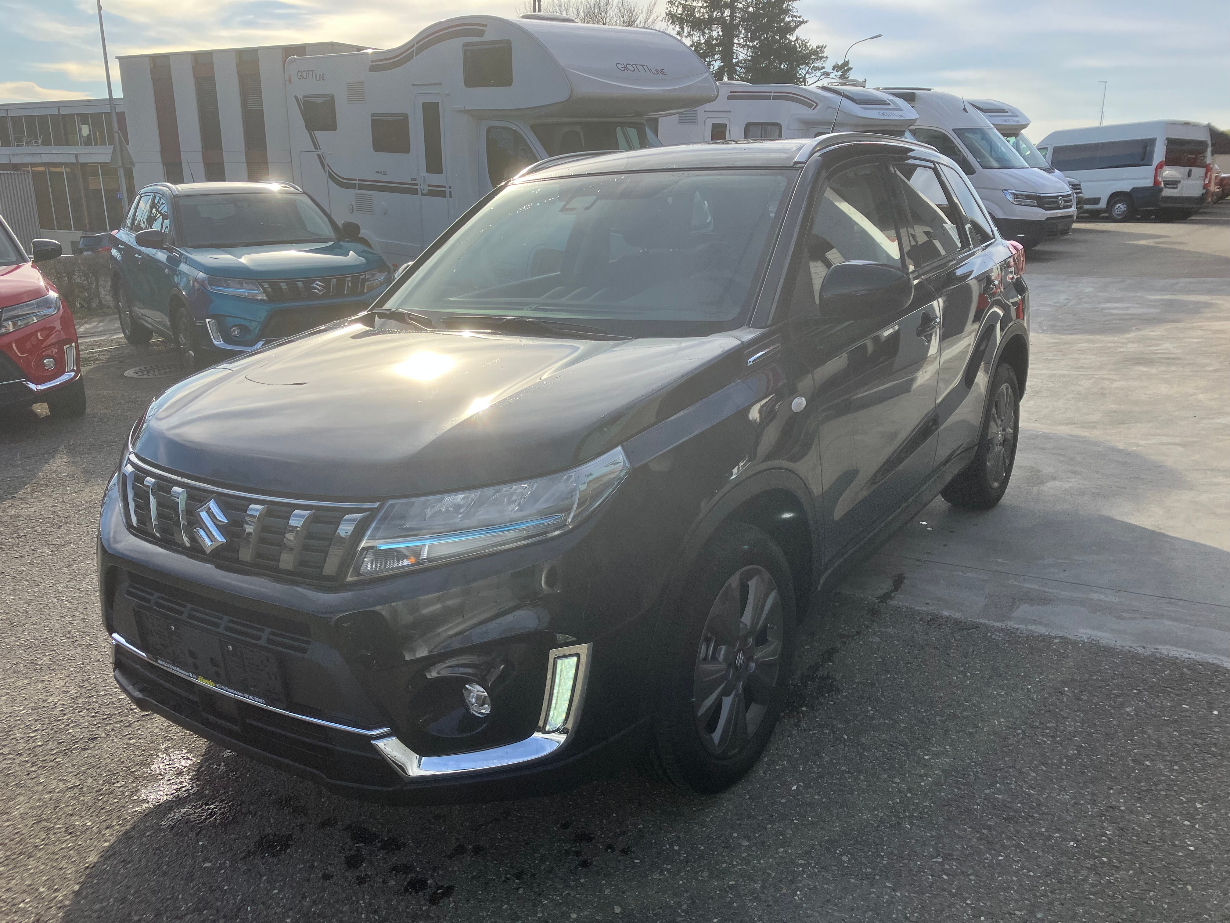 SUZUKI Vitara 1.5 Hybrid Compact + 4x4 AGS