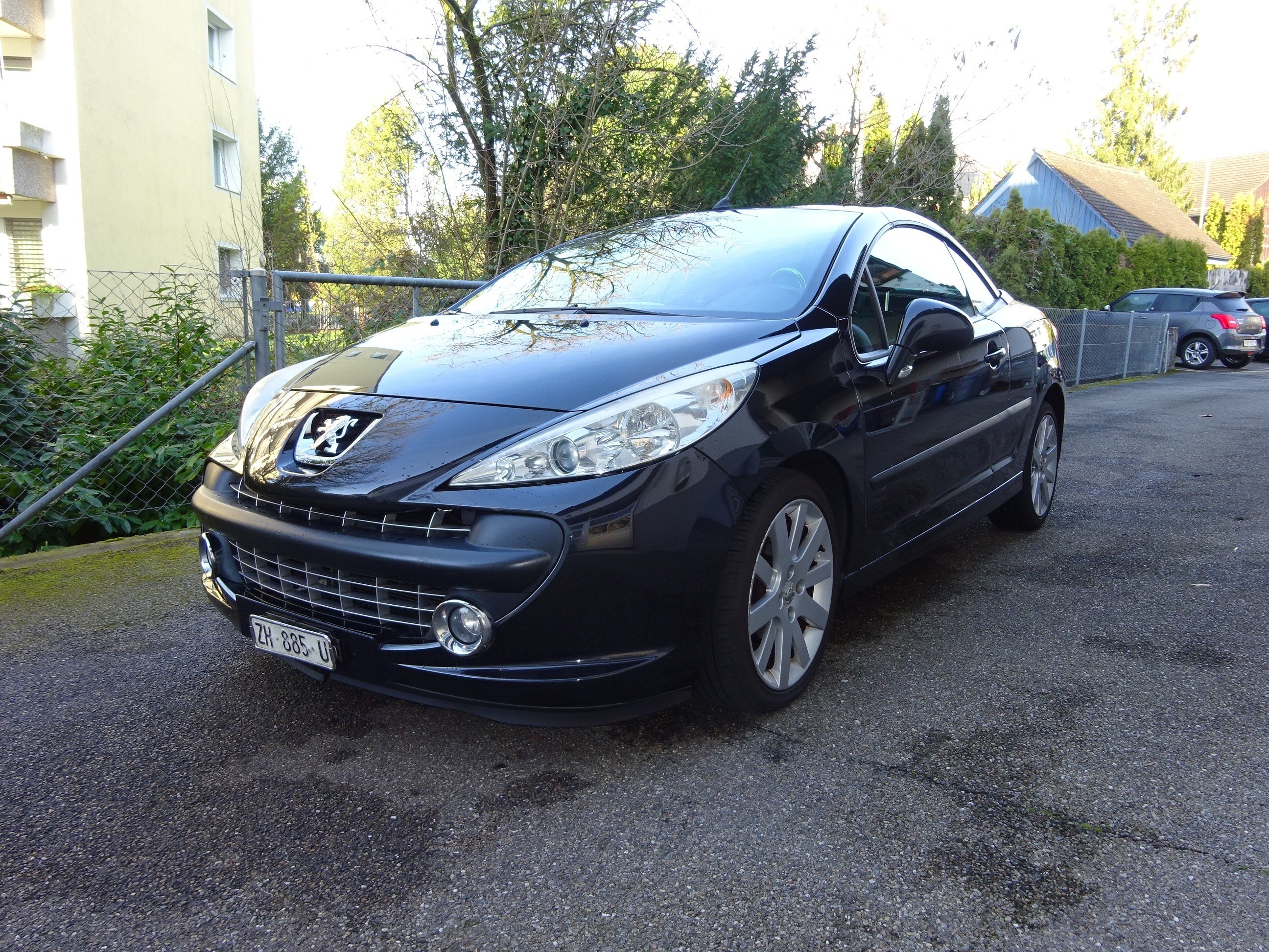 PEUGEOT 207 CC 1.6 16V Turbo Sport