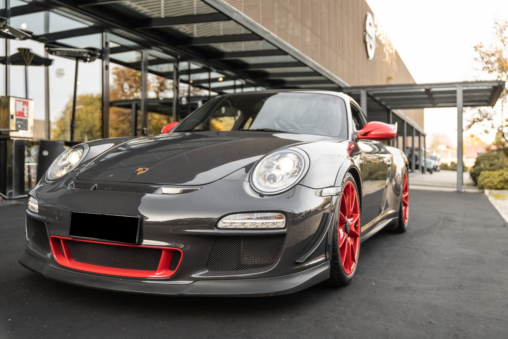 PORSCHE 911 GT3 RS