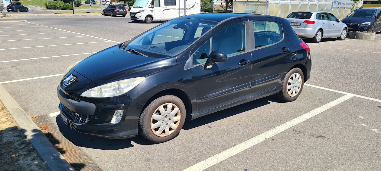 PEUGEOT 308 1.6 16V T Black&Silver Automatic