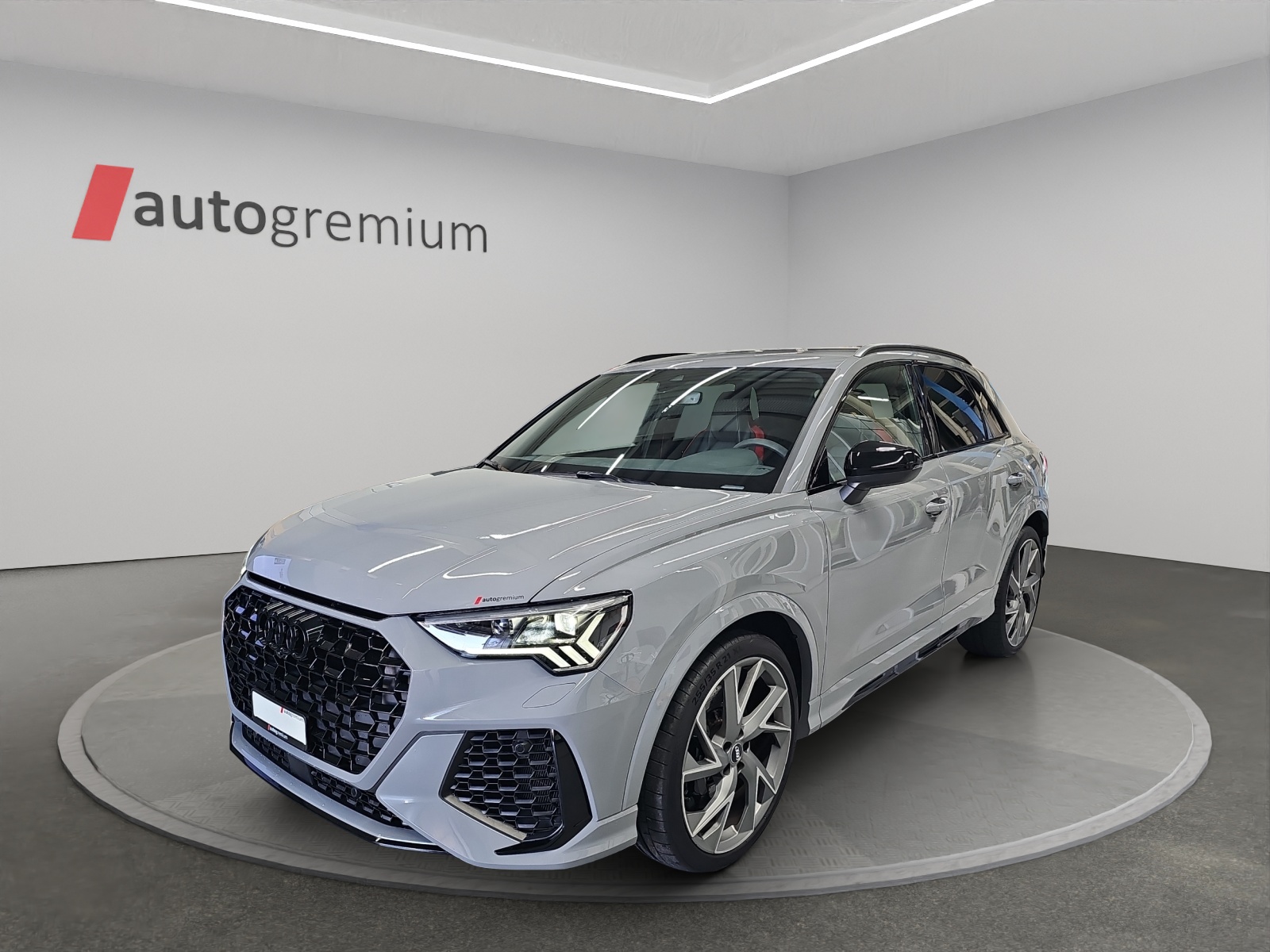 AUDI RS Q3 2.5 TFSI quattro S tronic