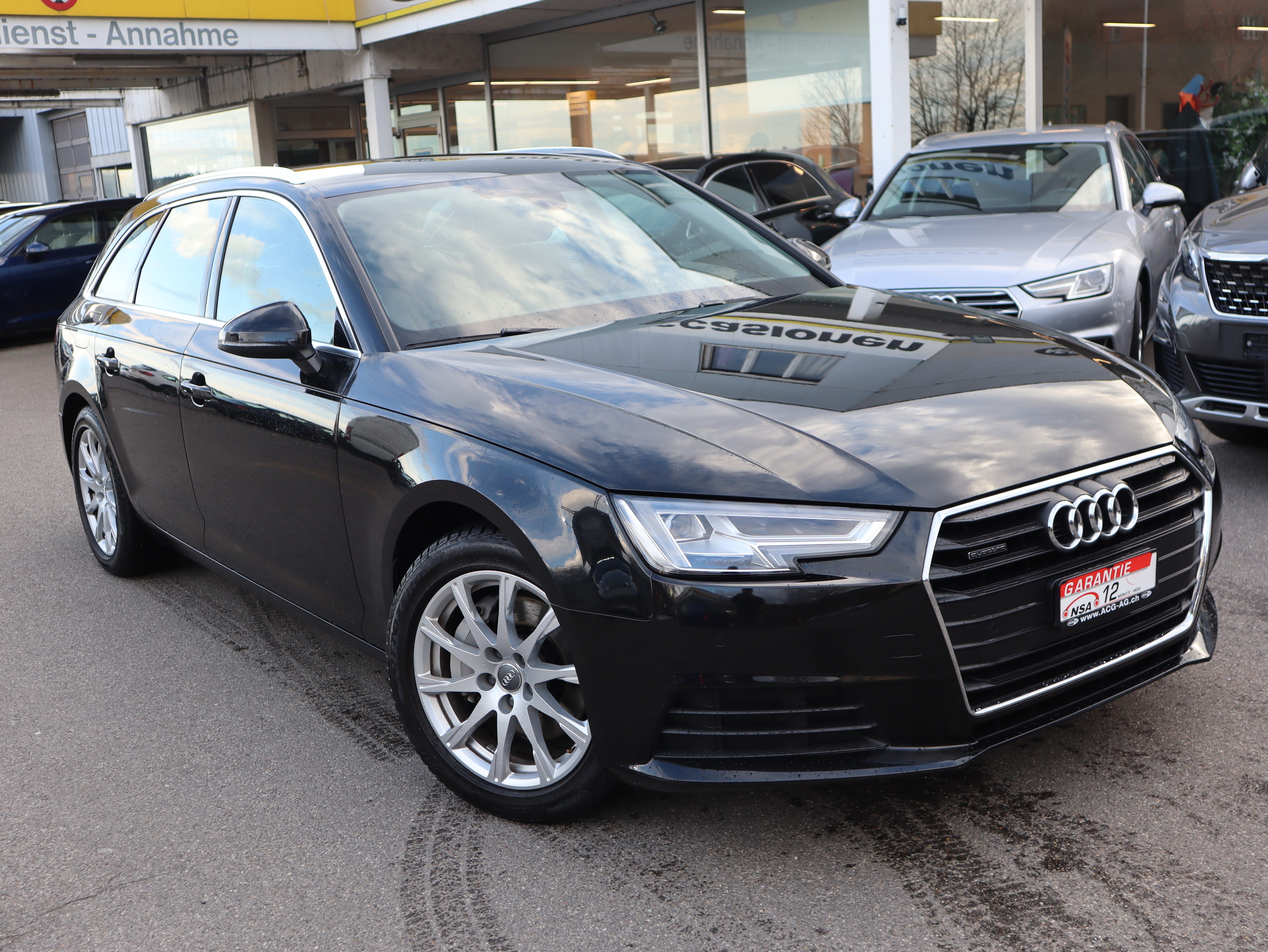 AUDI A4 Avant 40 TDI quattro S-tronic ** Neues Modell ** Navigation ** PDC ** Frisch ab MFK & Service **