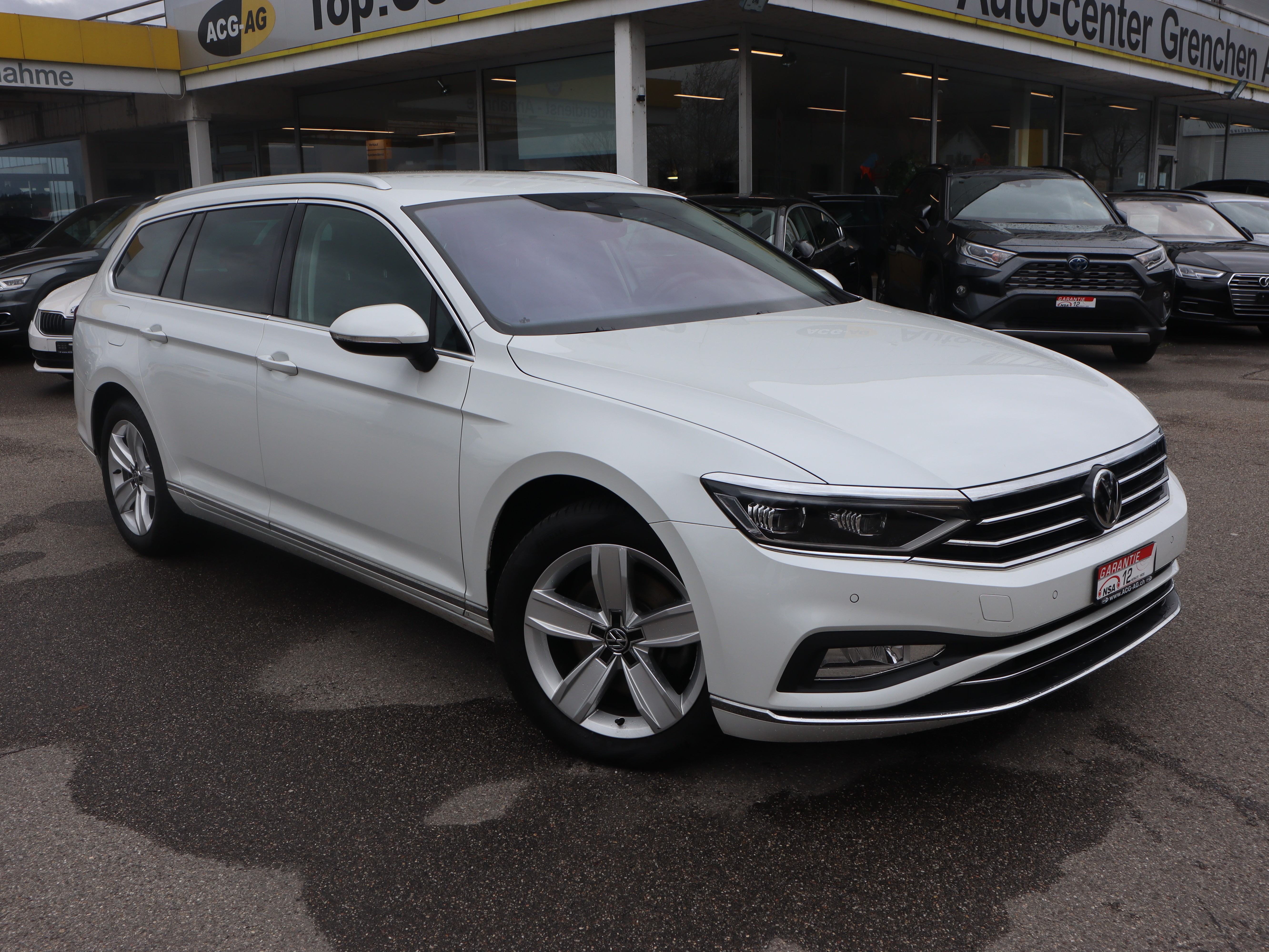 VW Passat 2.0 TDI BMT Elegance DSG ** Voll-Leder Ausstattung ** Cockpit ** Navi mit RF -Kamera ** Frisch ab MFK & Service **