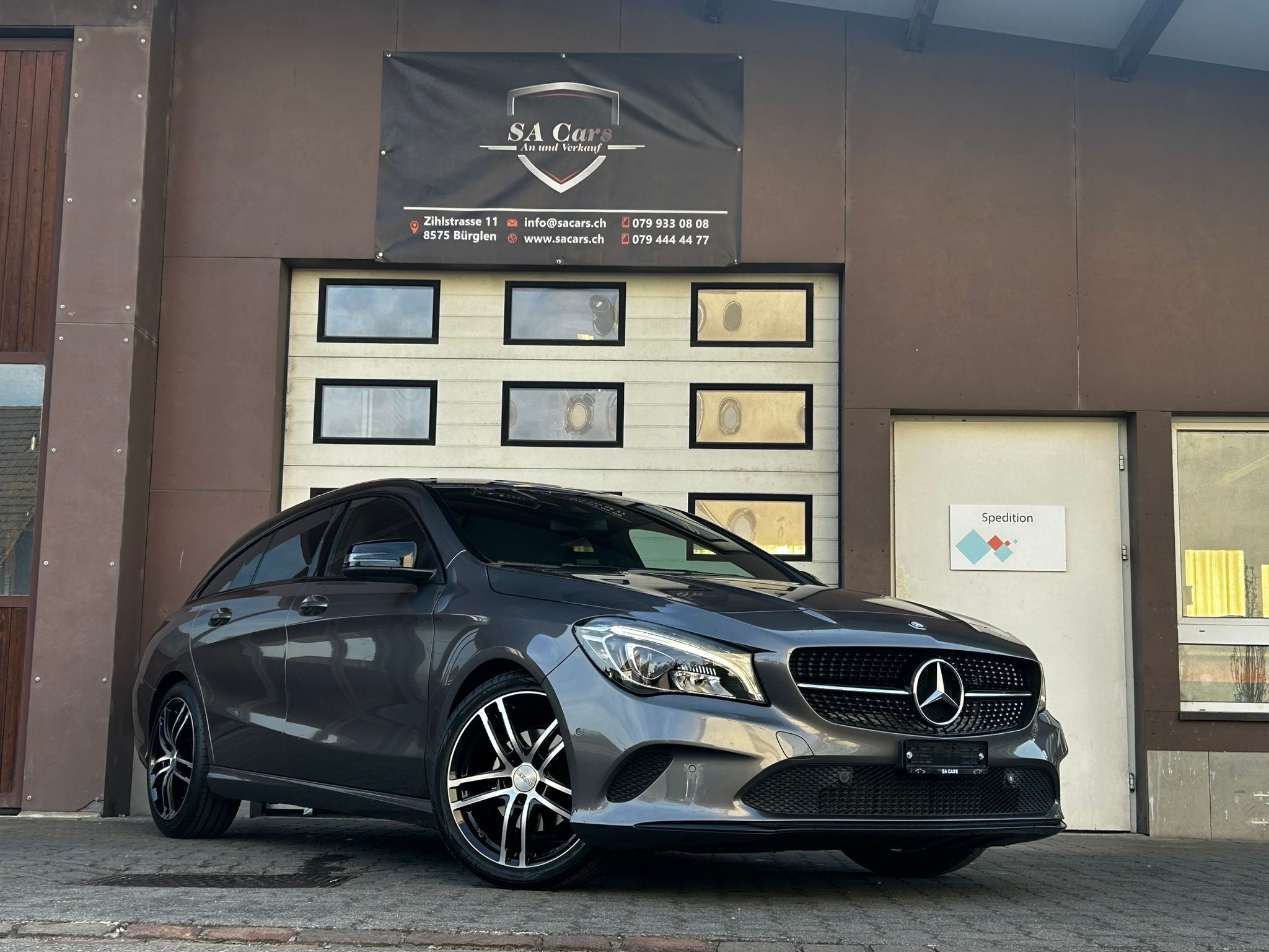 MERCEDES-BENZ CLA Shooting Brake 200 Night Star 7G-DCT