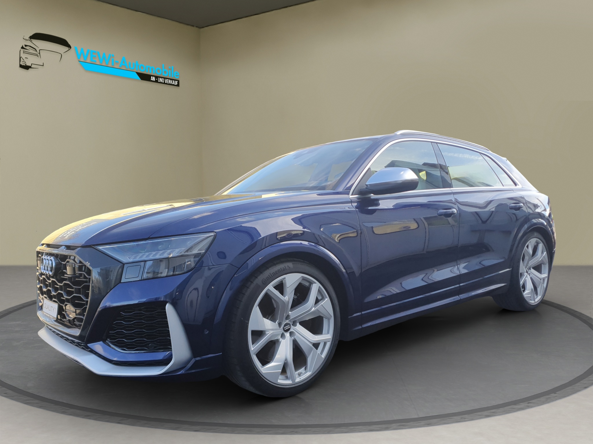 AUDI RSQ8 quattro tiptronic