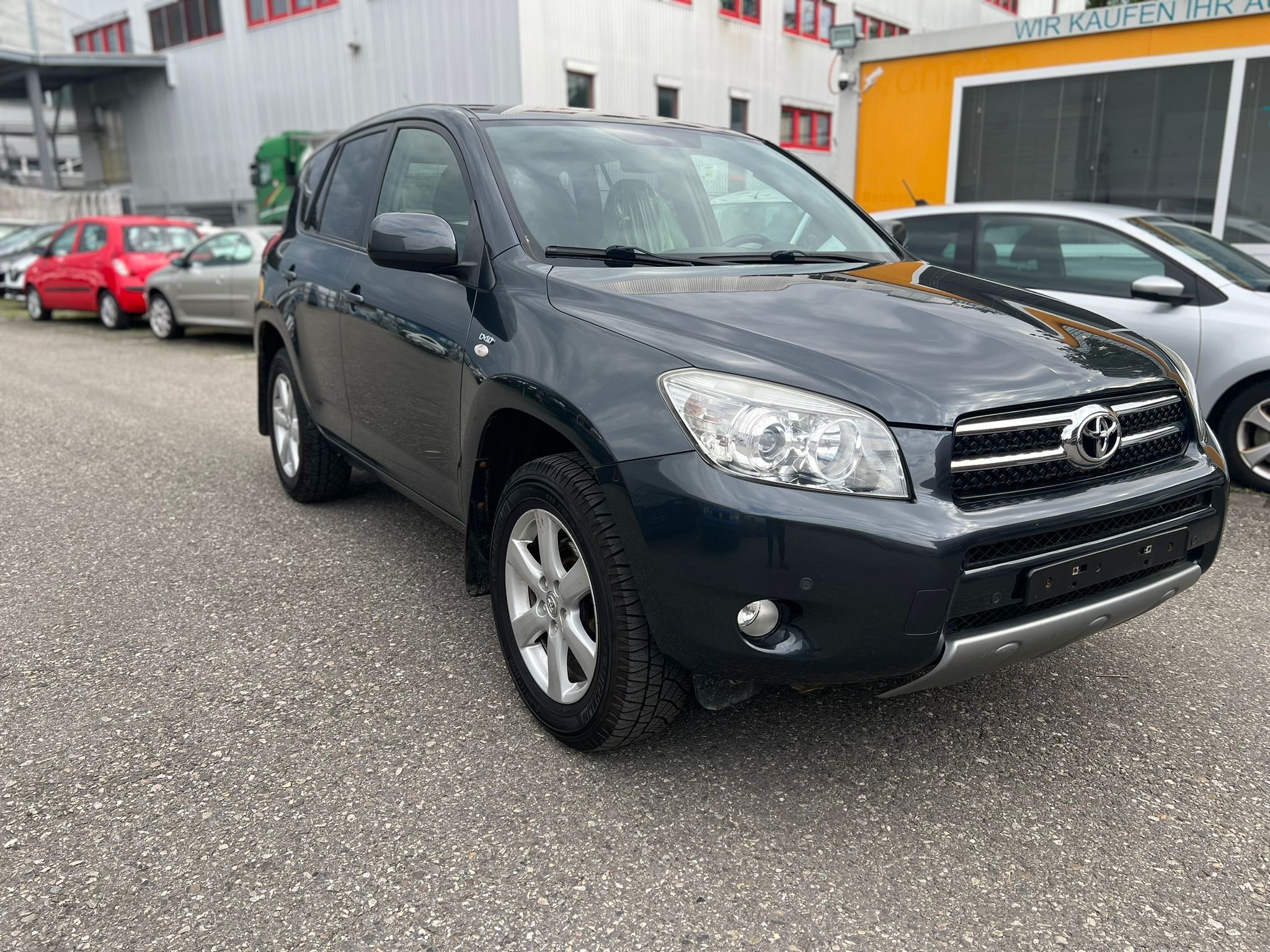 TOYOTA RAV-4 2.2D-4 D Linea Luna