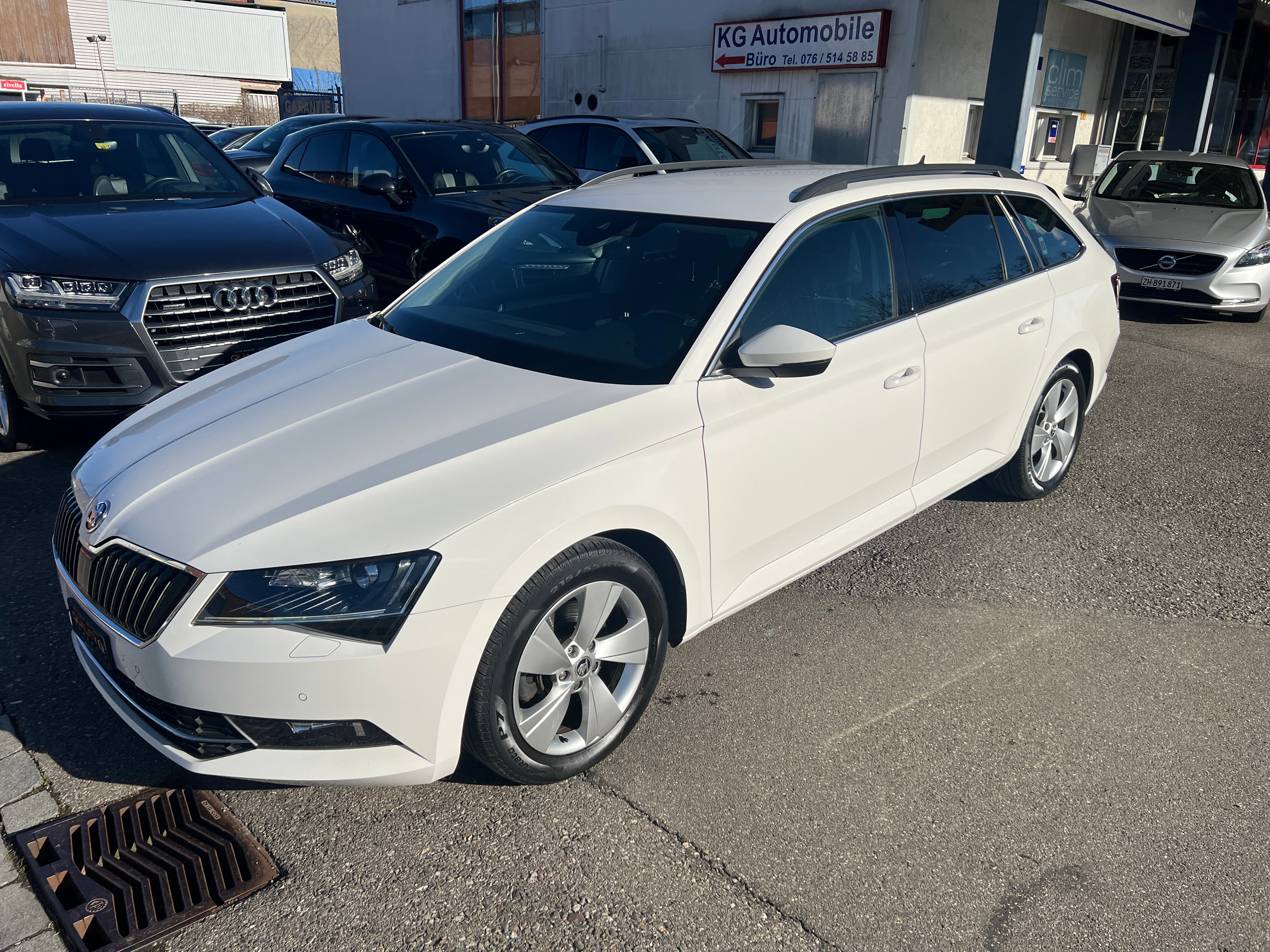 SKODA Superb Combi 2.0 TDi Ambition 4x4 DSG