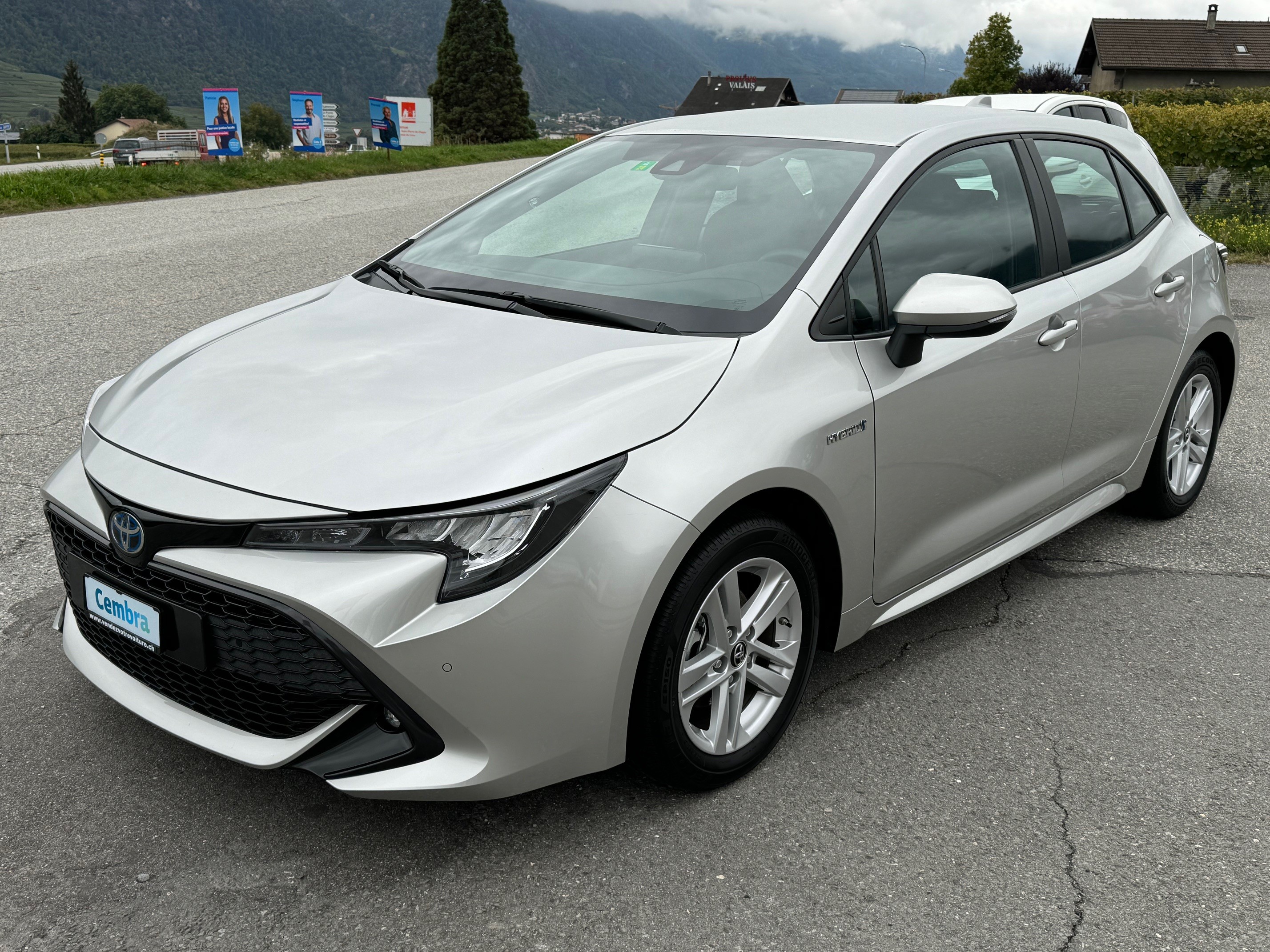 TOYOTA Corolla 1.8 HSD Comfort e-CVT