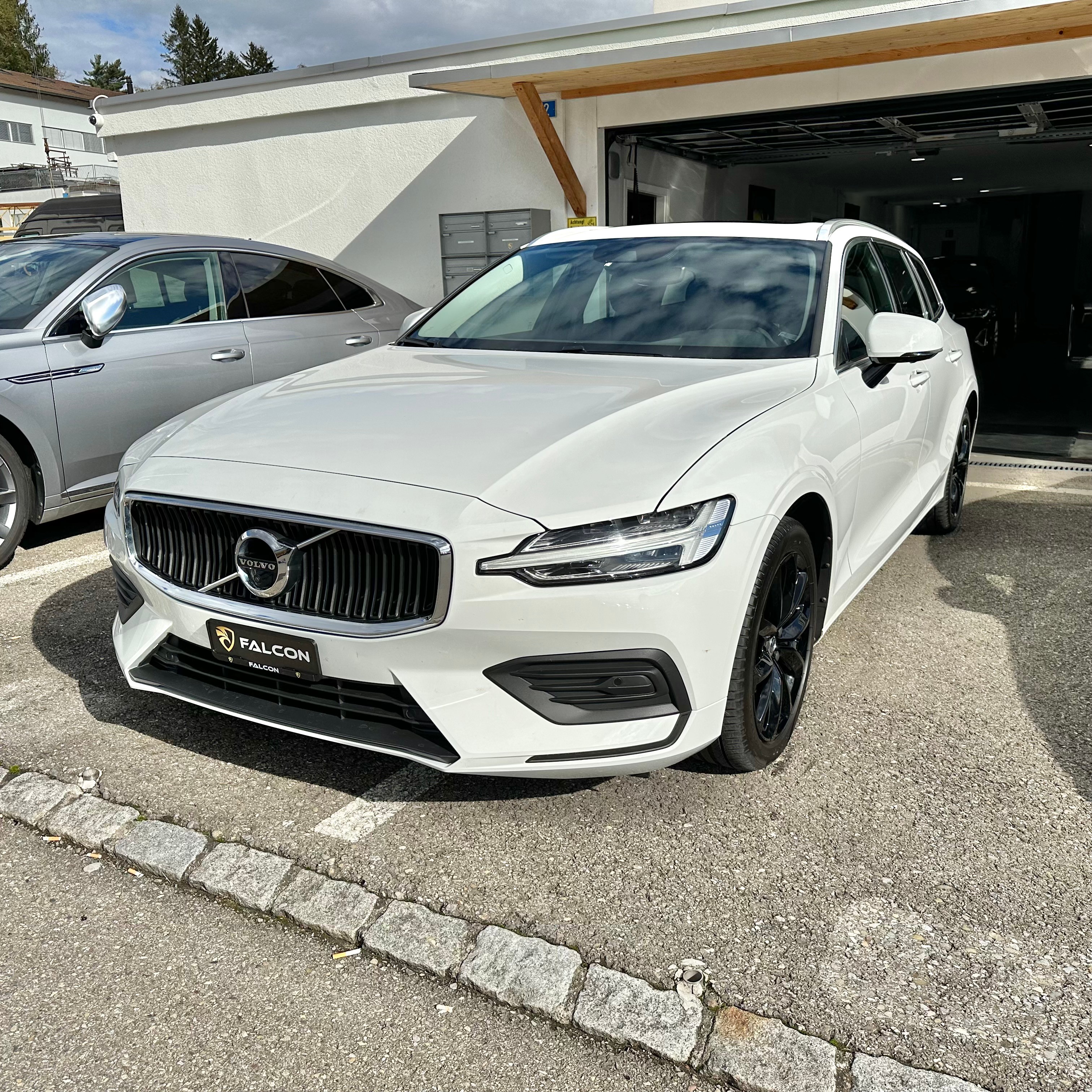 VOLVO V60 D4 AWD Momentum Geartronic