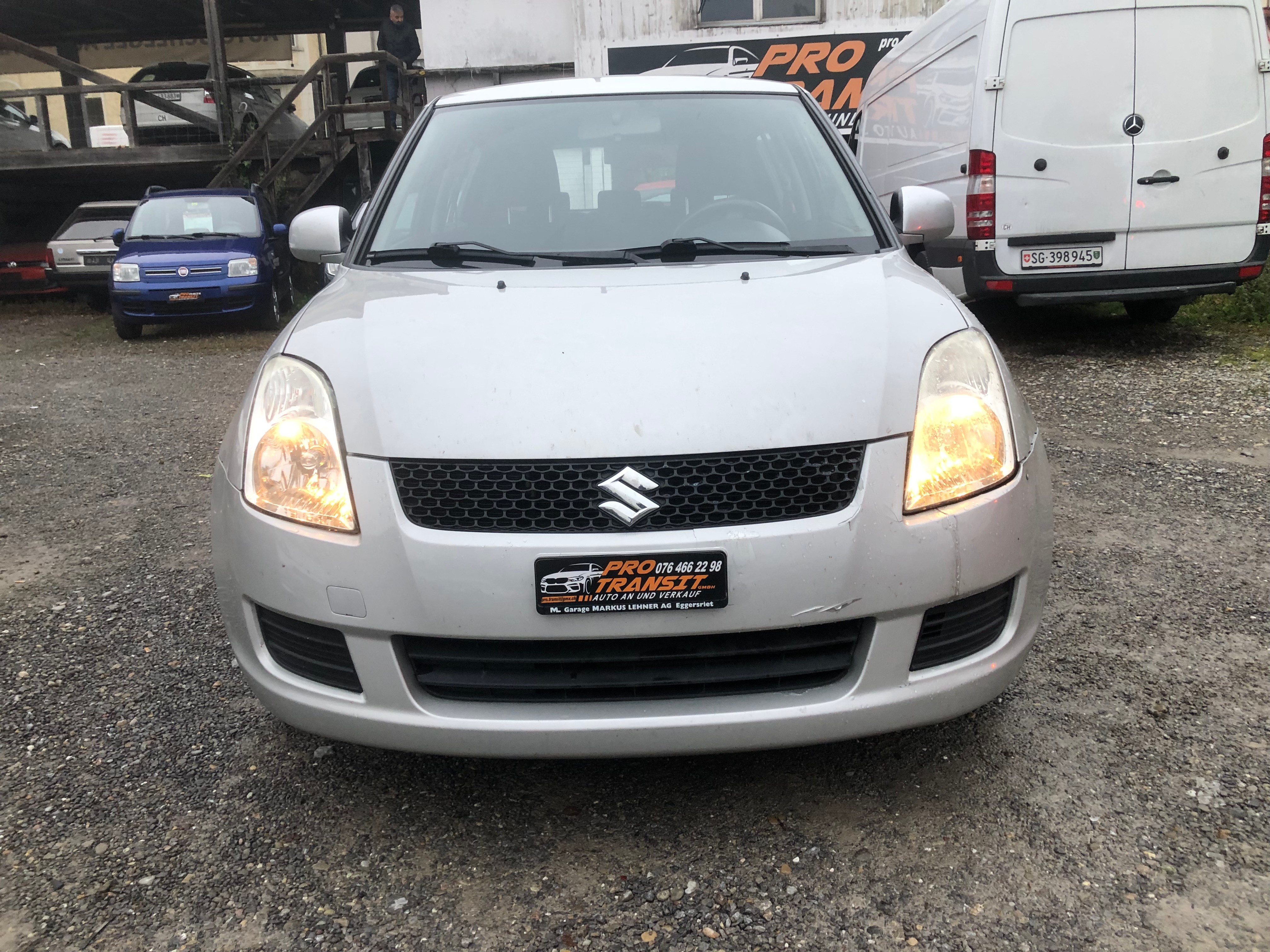 SUZUKI Swift 1.3i 16V GL 4x4