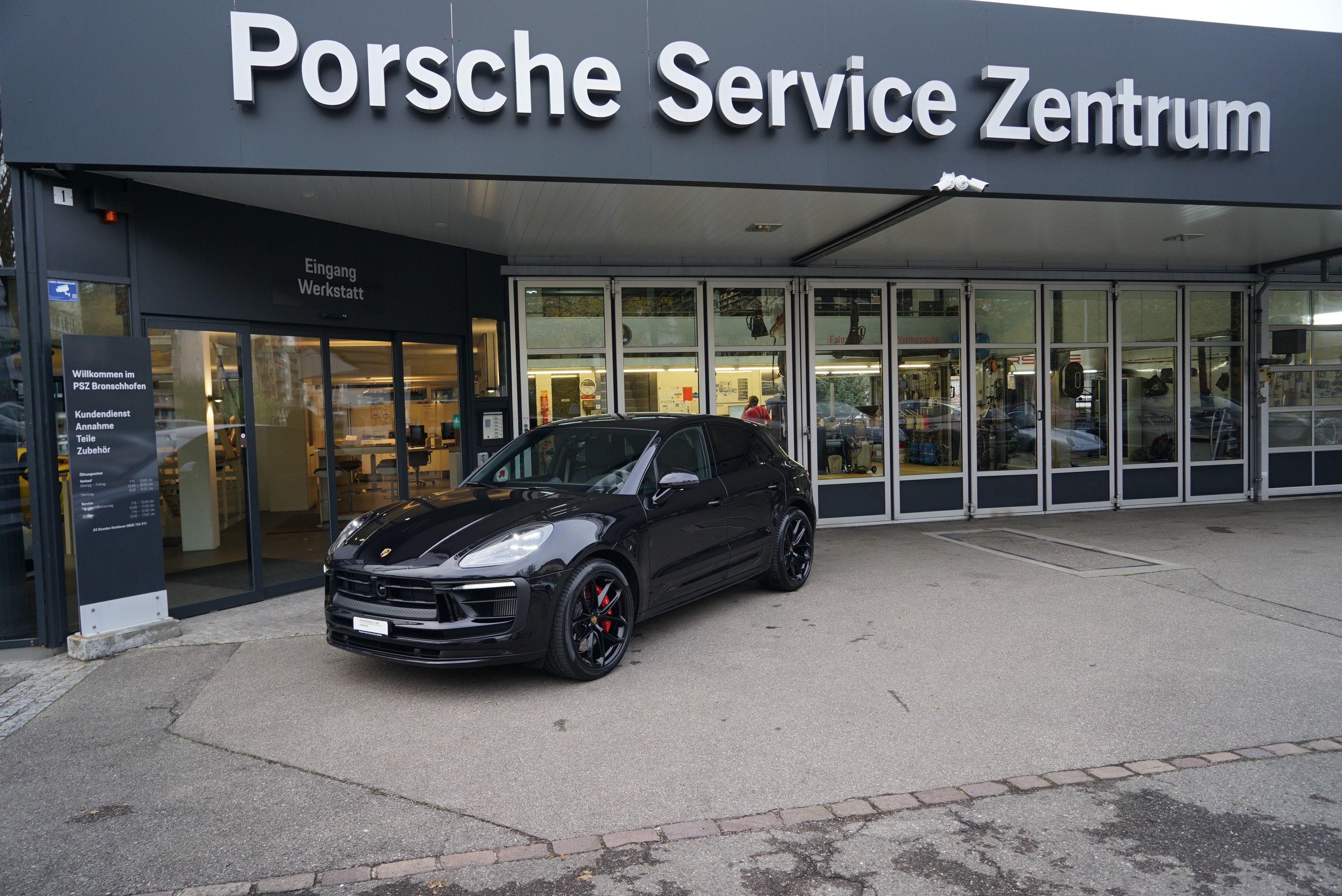 PORSCHE Macan GTS PDK