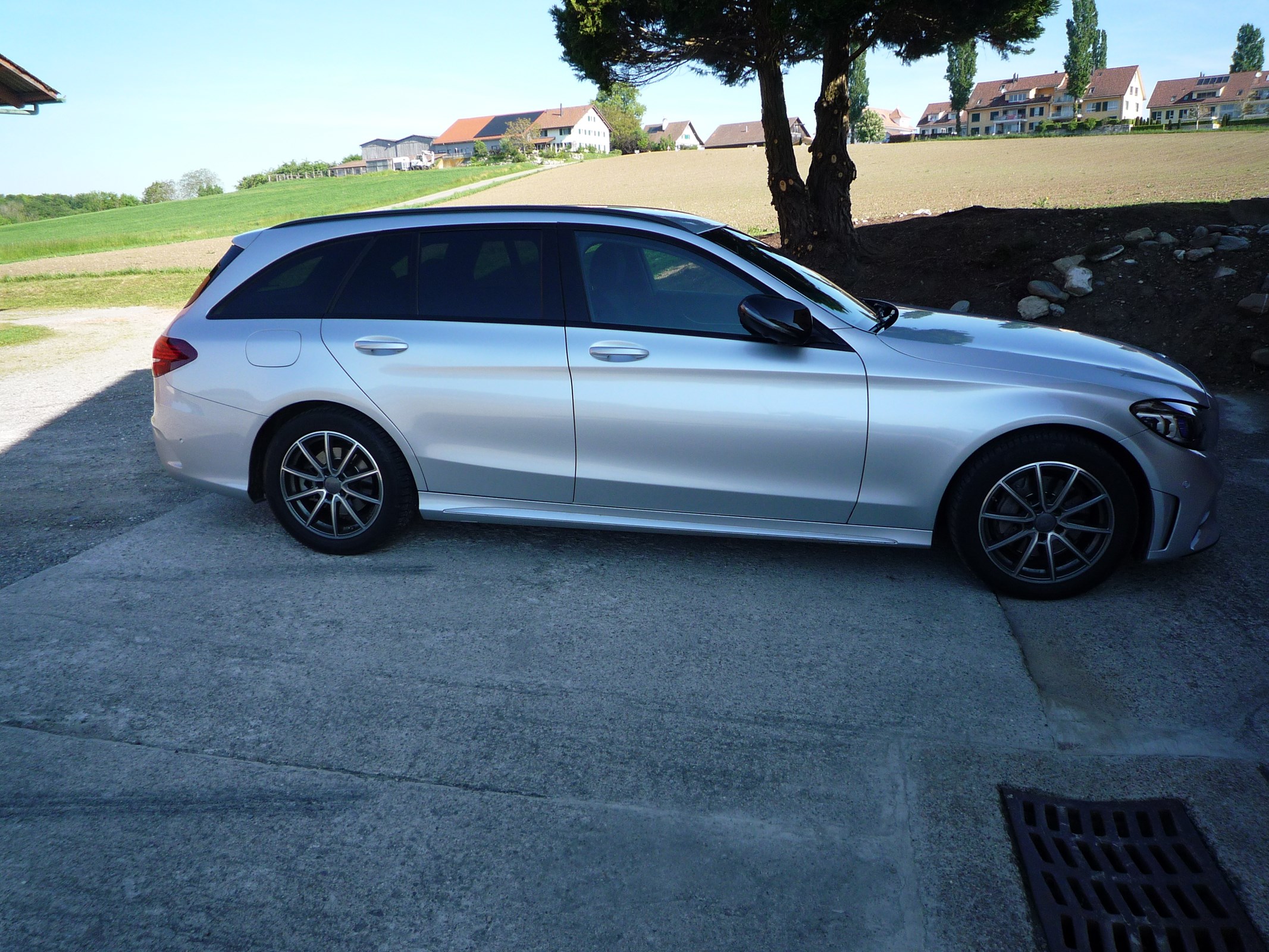 MERCEDES-BENZ C 220 d Swiss Star AMG Line 4M 9G-Tronic