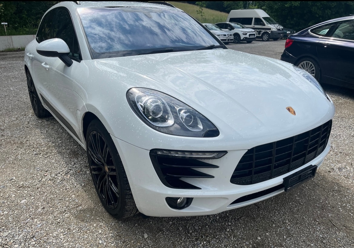 PORSCHE Macan S PDK