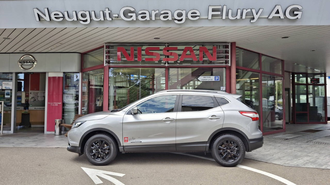 NISSAN Qashqai 1.2 DIG-T N-Connecta