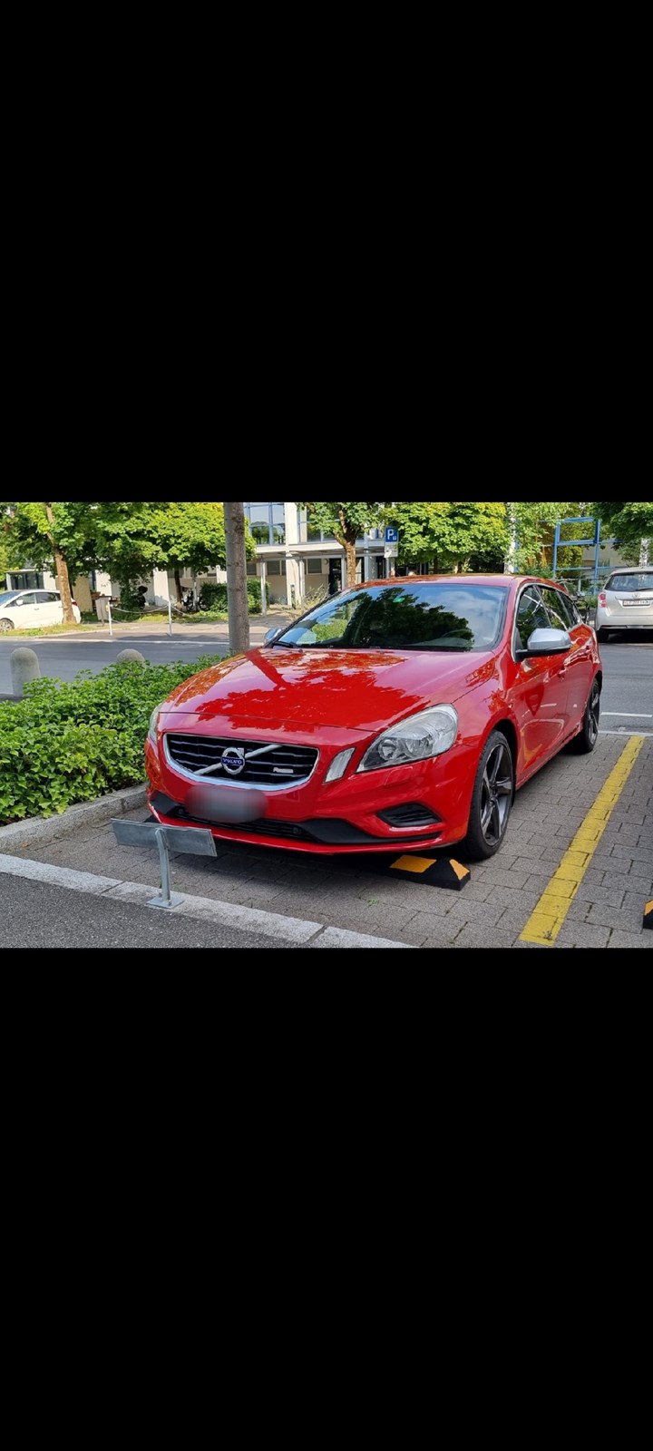 VOLVO V60 D5 R-Design Geartronic